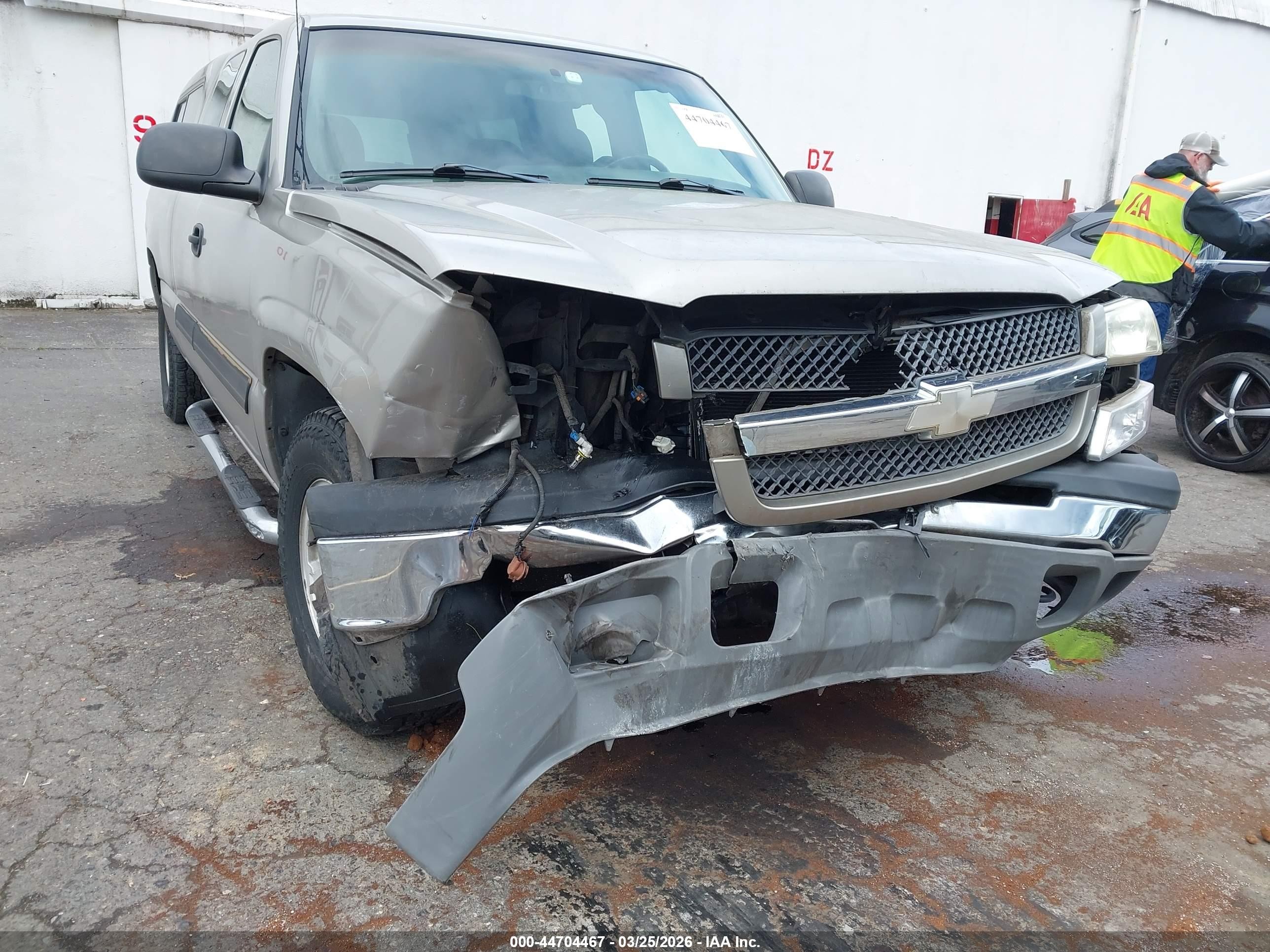 2003 Chevrolet Silverado 1500 Ls Серебряный vin: 2GCEK19T031104810