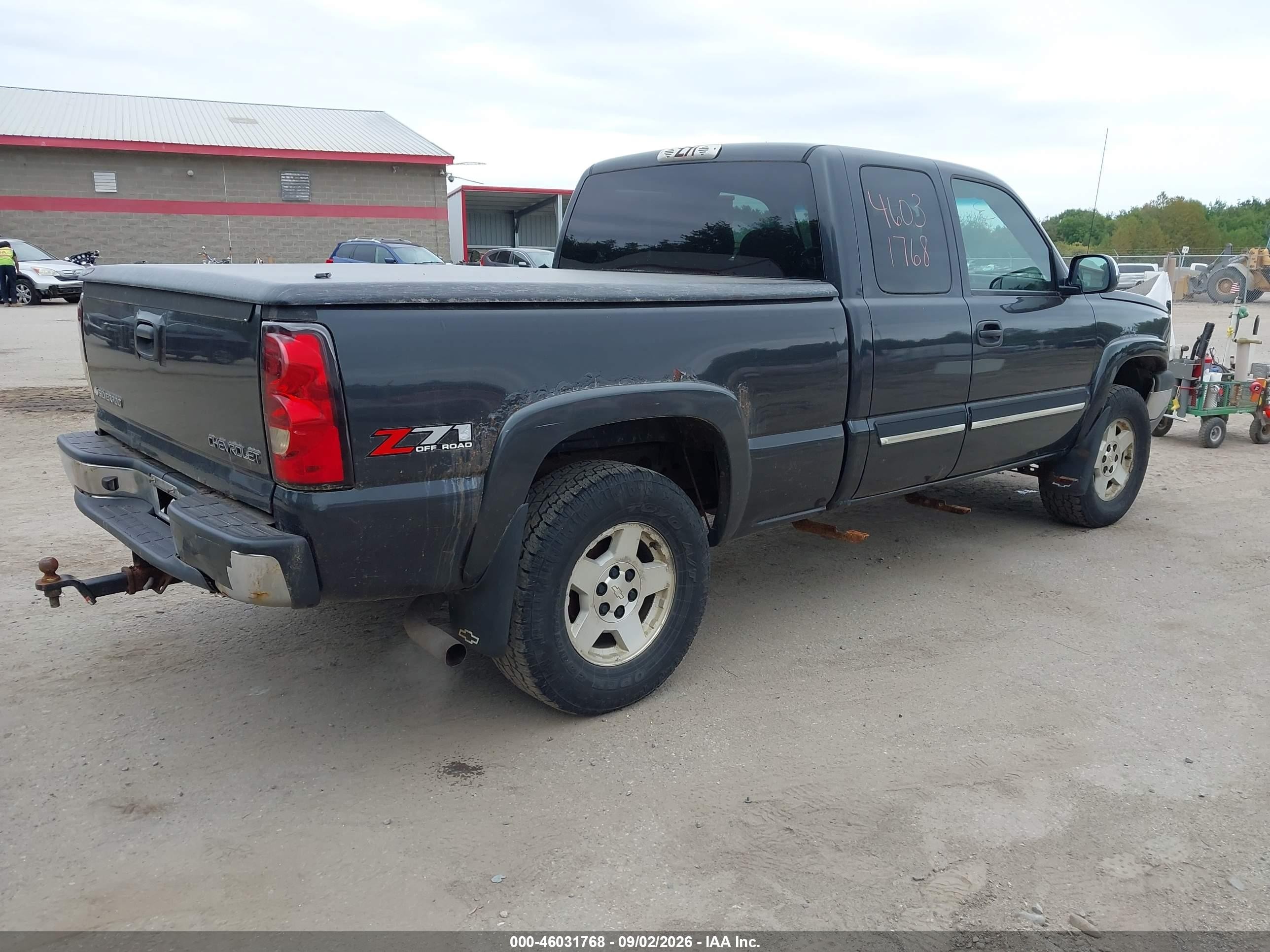 2005 Chevrolet Silverado 1500 Z71 Gray vin: 2GCEK19T051200603
