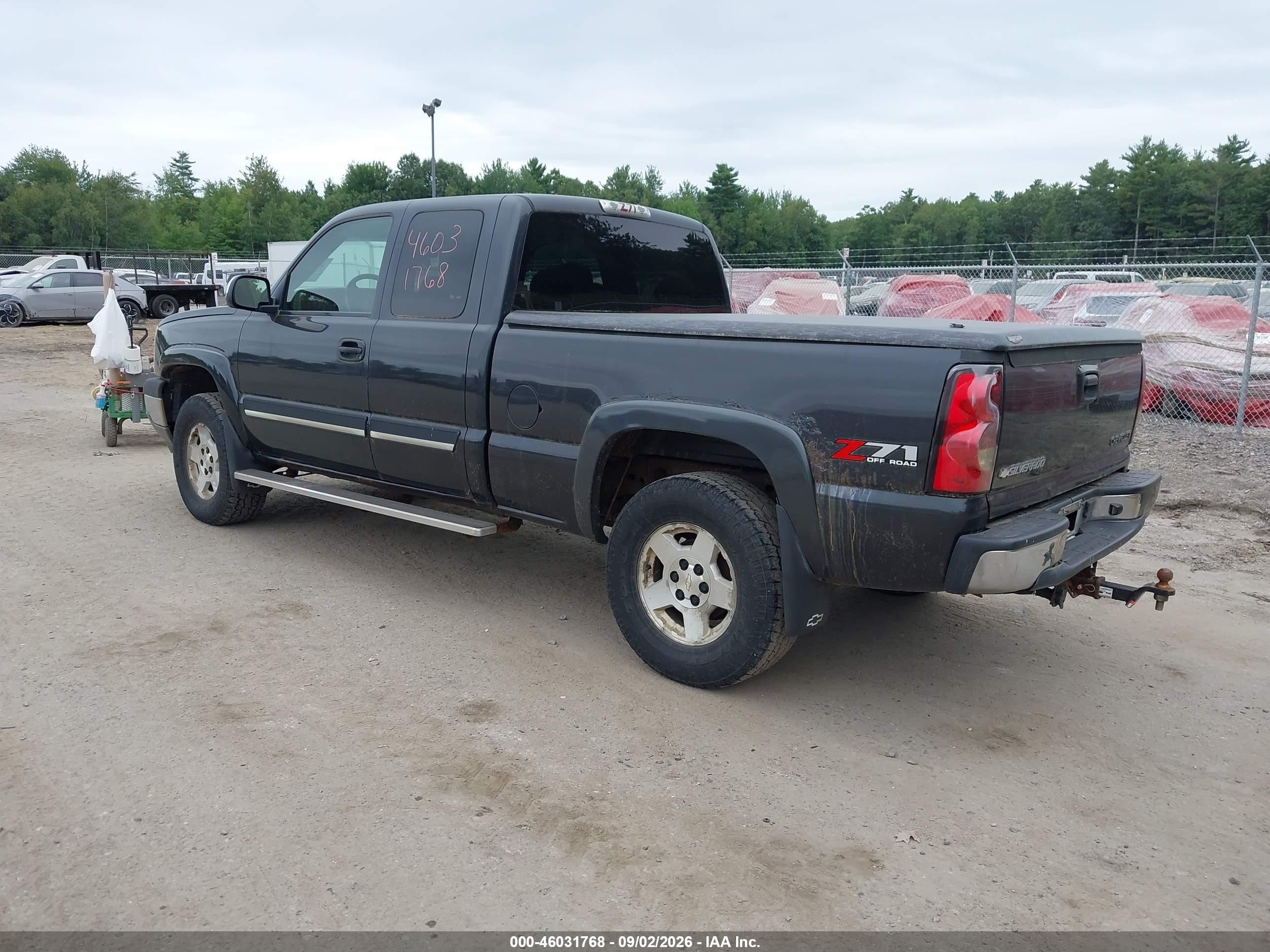 2005 Chevrolet Silverado 1500 Z71 Gray vin: 2GCEK19T051200603