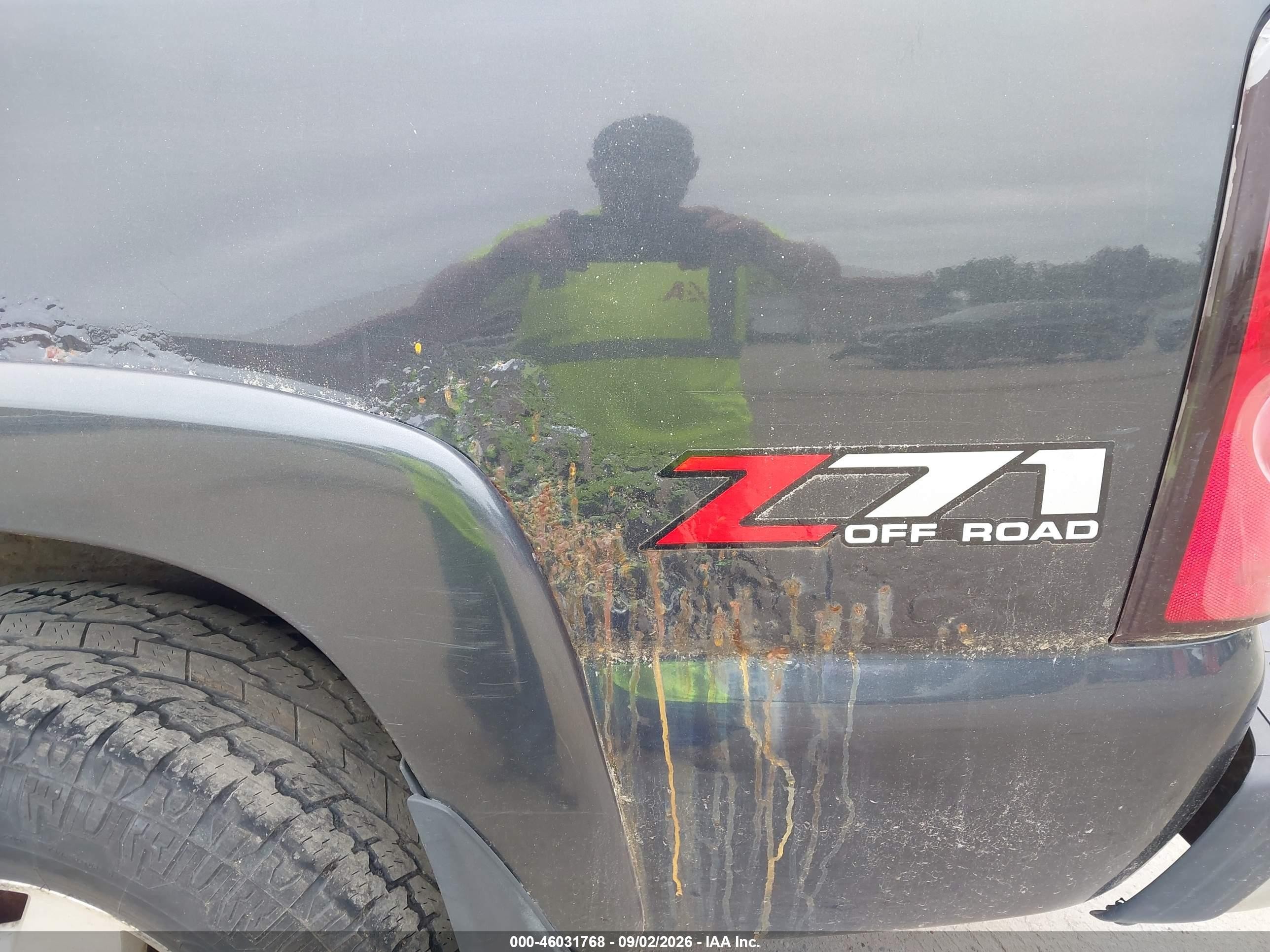 2005 Chevrolet Silverado 1500 Z71 Gray vin: 2GCEK19T051200603