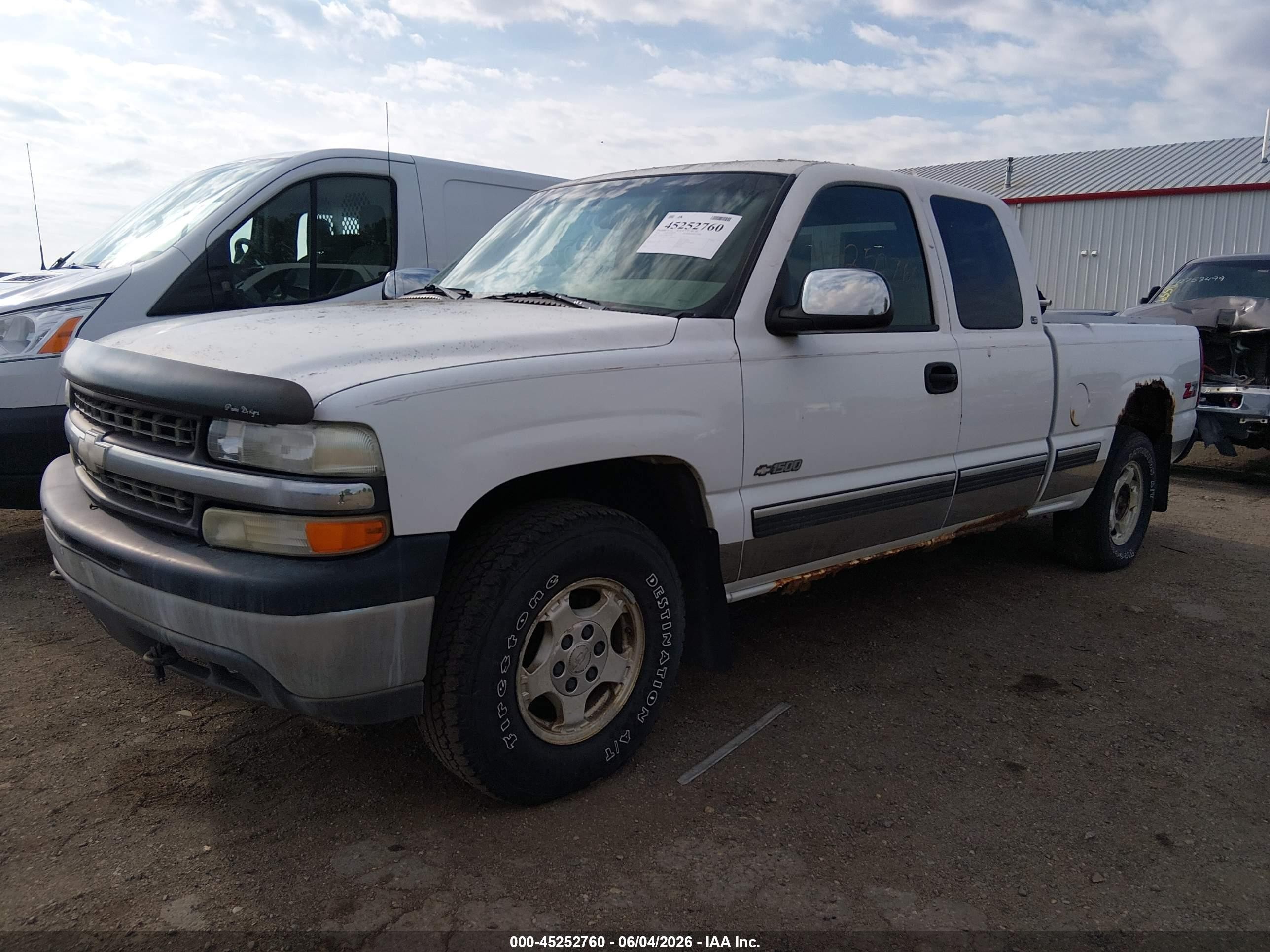 1999 Chevrolet Silverado 1500 Ls Белый vin: 2GCEK19T0X1125999