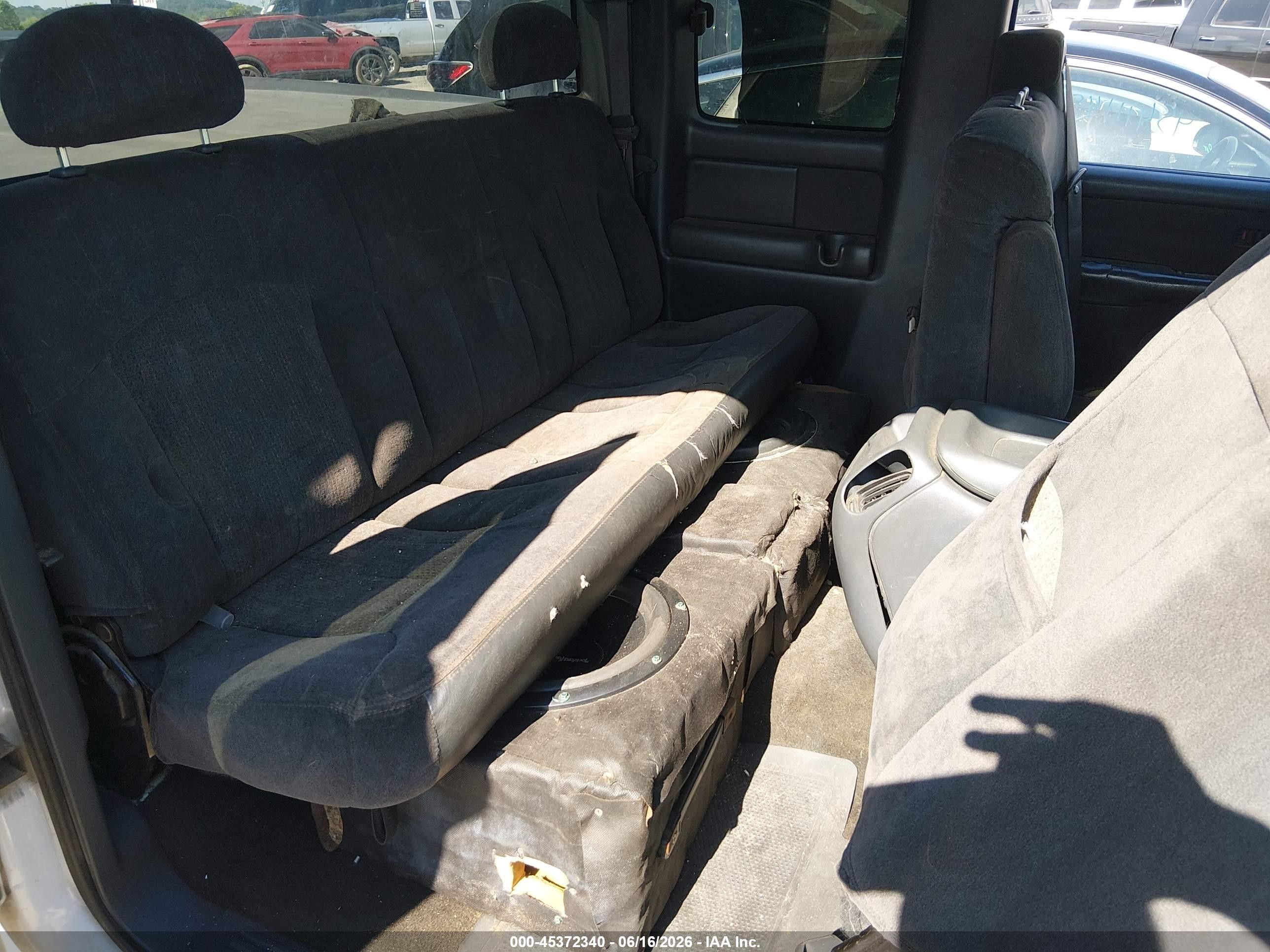 2000 Chevrolet Silverado 1500 Ls White vin: 2GCEK19T0Y1214960