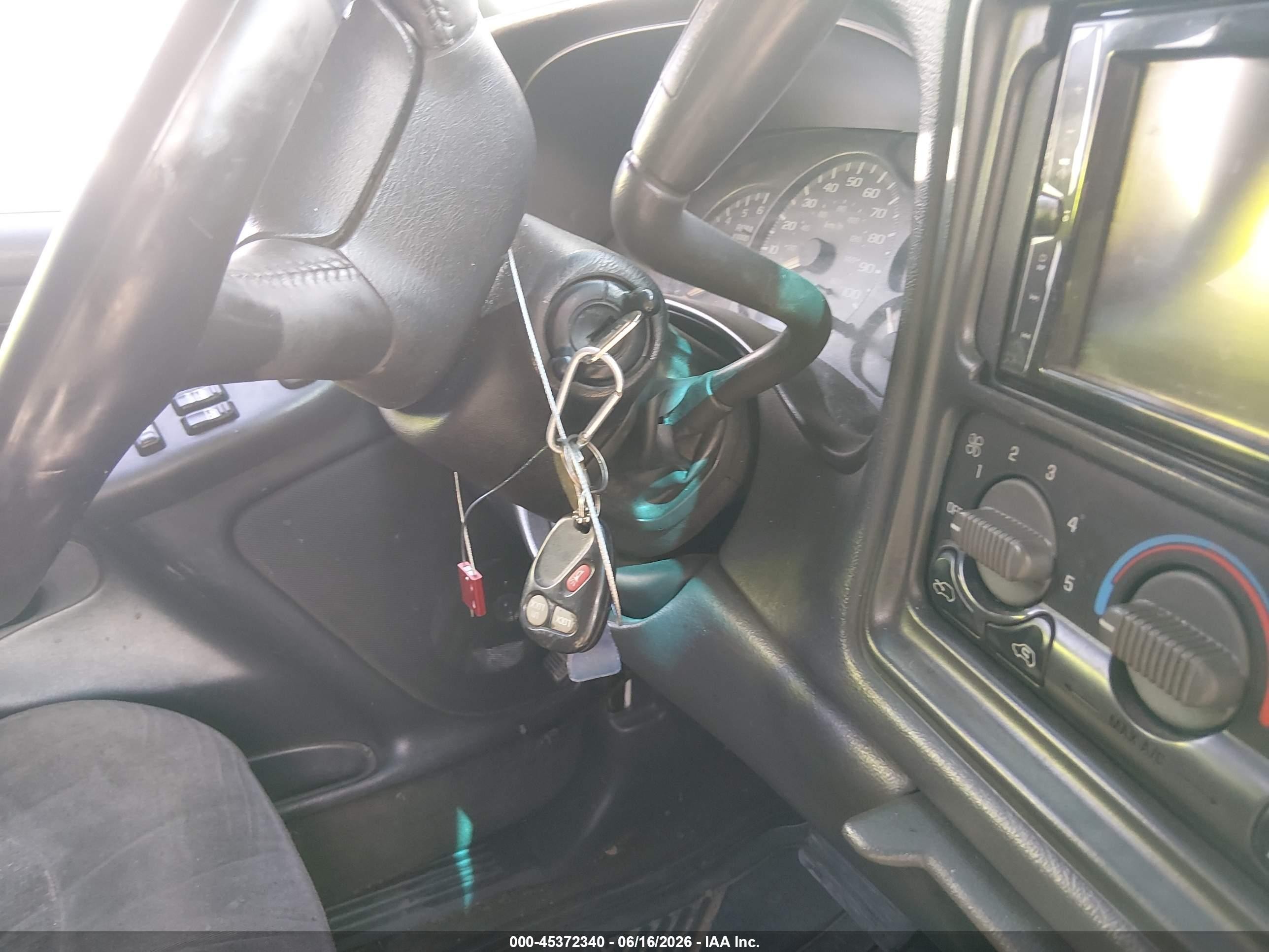 2000 Chevrolet Silverado 1500 Ls White vin: 2GCEK19T0Y1214960