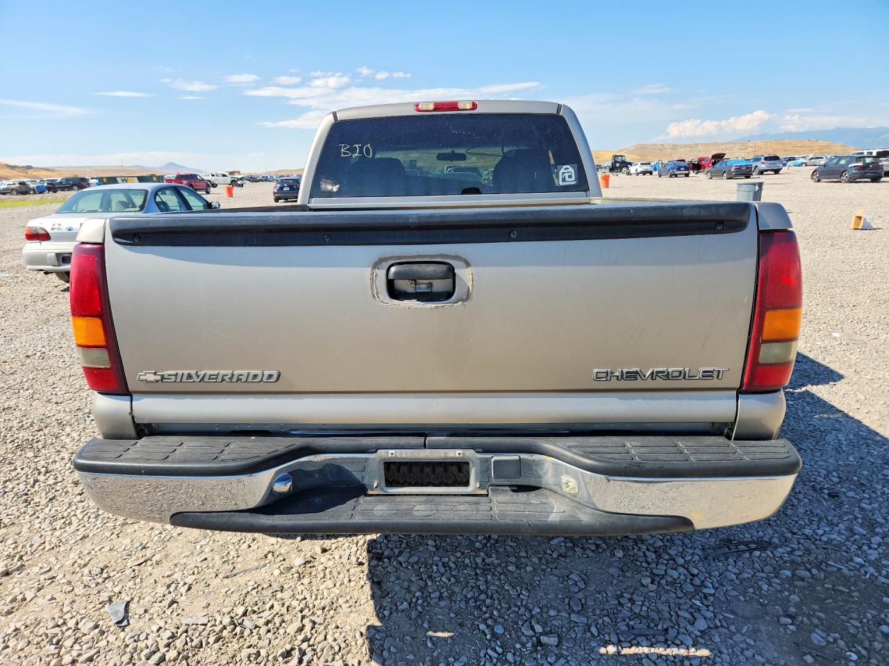 2001 Chevrolet Silverado 1500 Серебряный vin: 2GCEK19T111352464