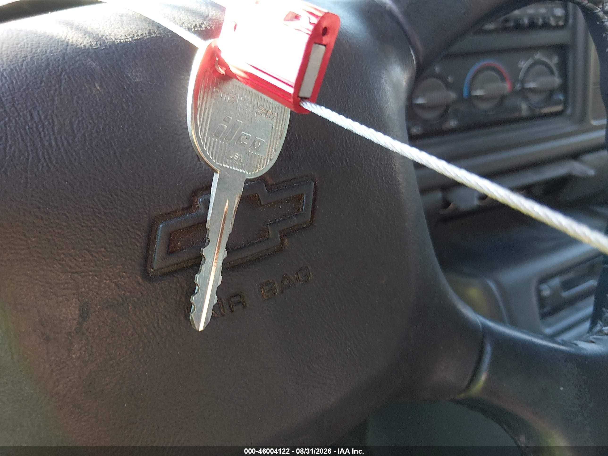 2002 Chevrolet Silverado 1500 Ls Red vin: 2GCEK19T121319935