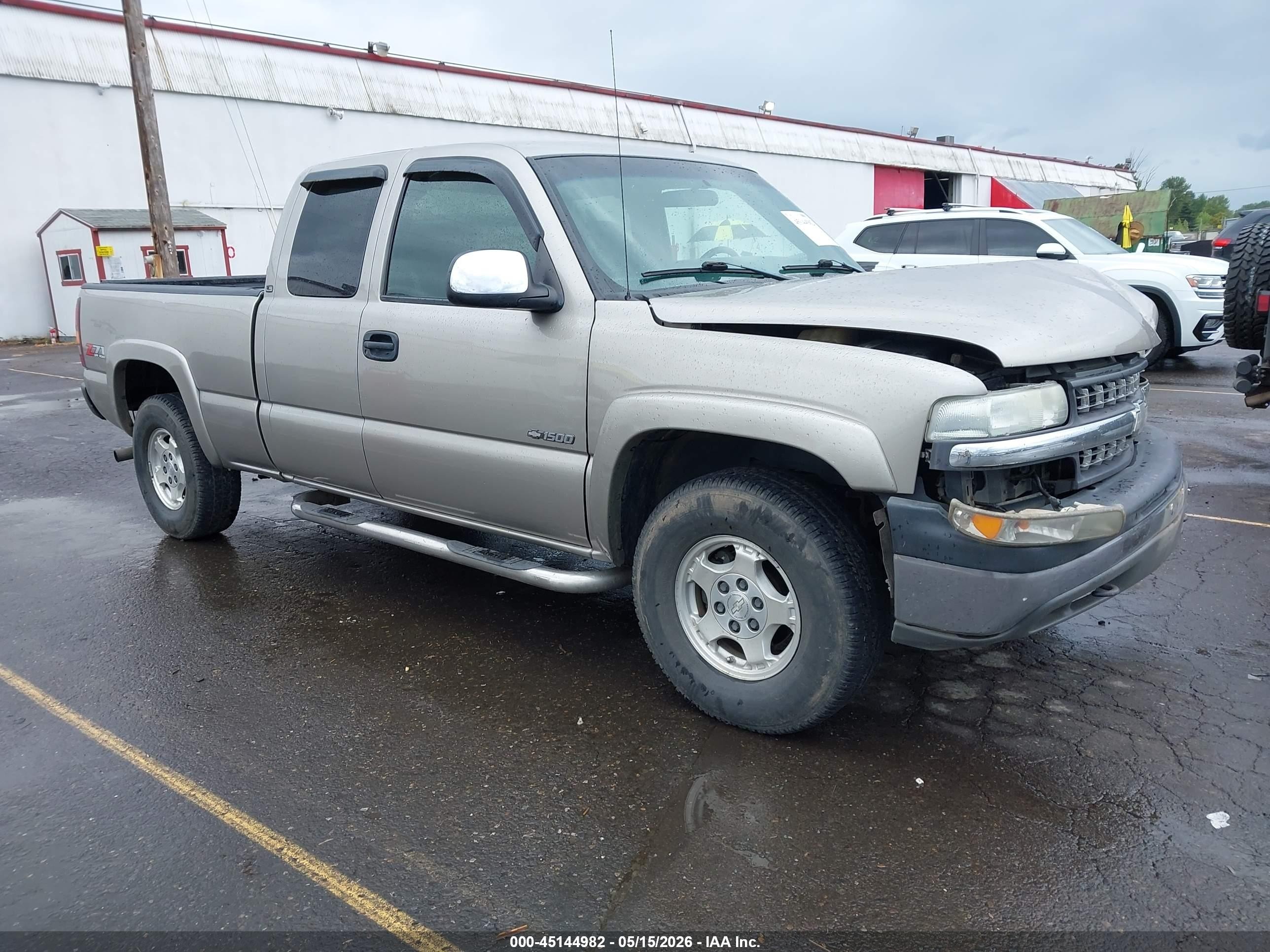 2002 Chevrolet Silverado K1500 Gold vin: 2GCEK19T121361120