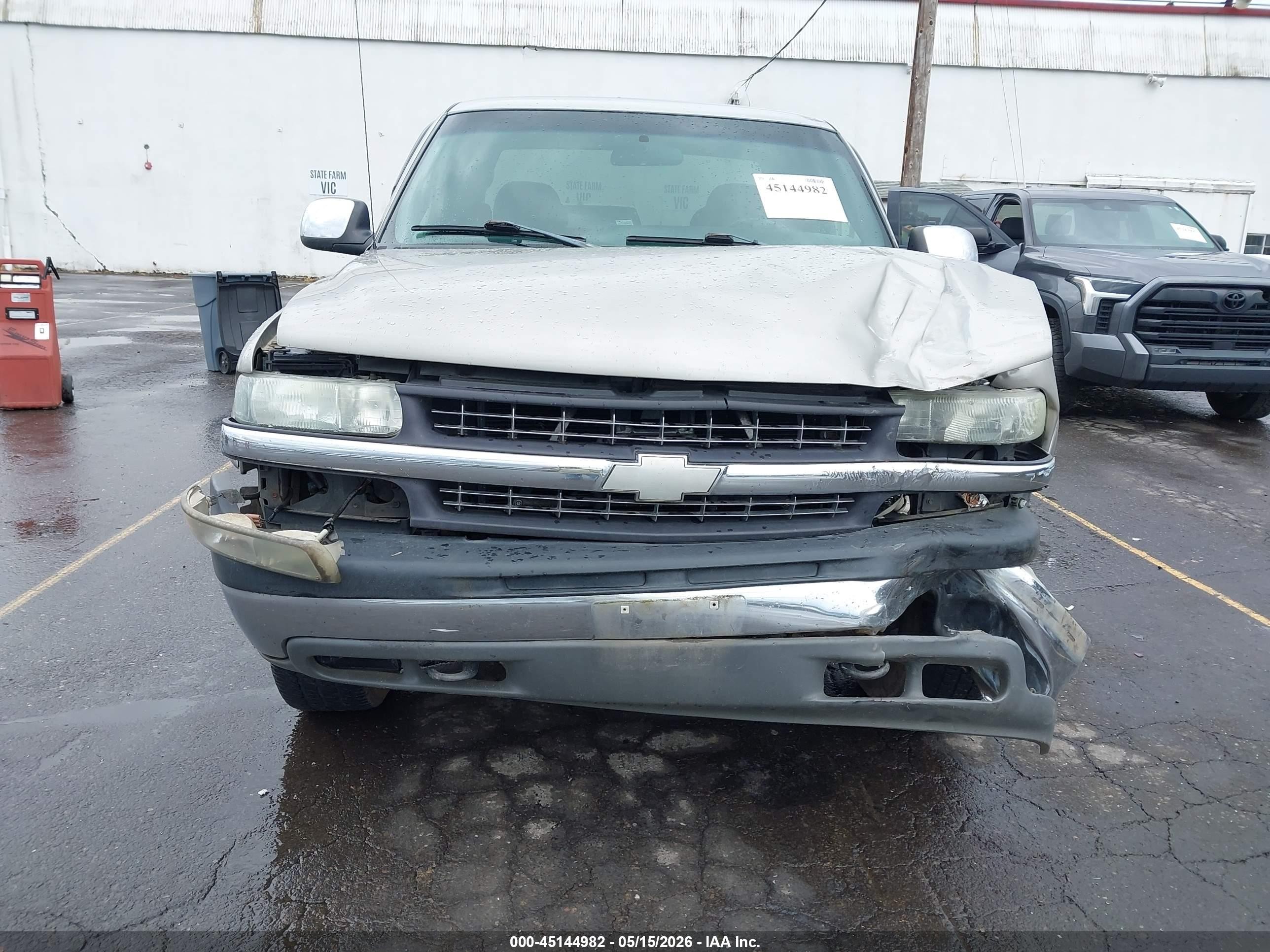 2002 Chevrolet Silverado K1500 Gold vin: 2GCEK19T121361120