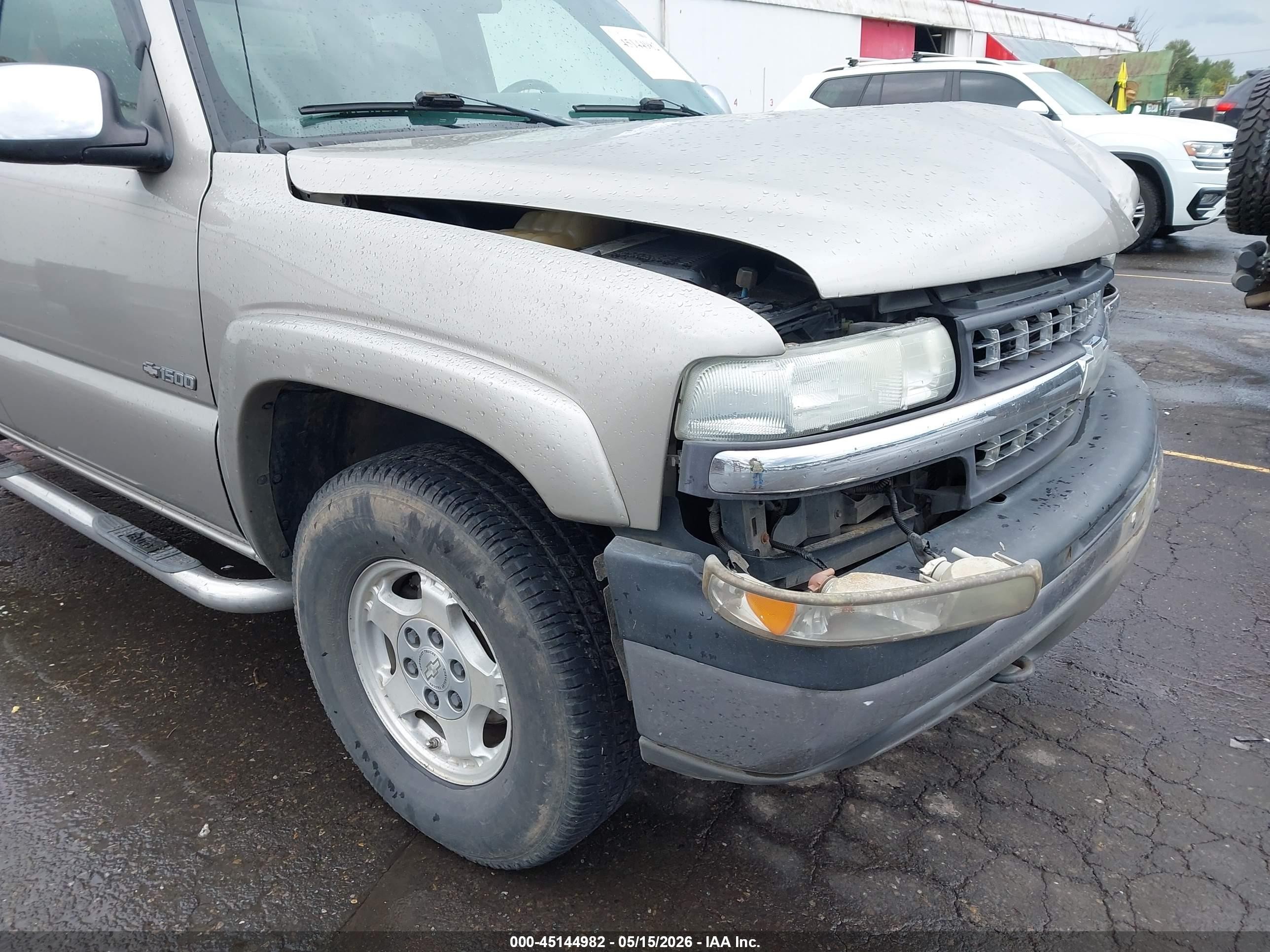 2002 Chevrolet Silverado K1500 Gold vin: 2GCEK19T121361120