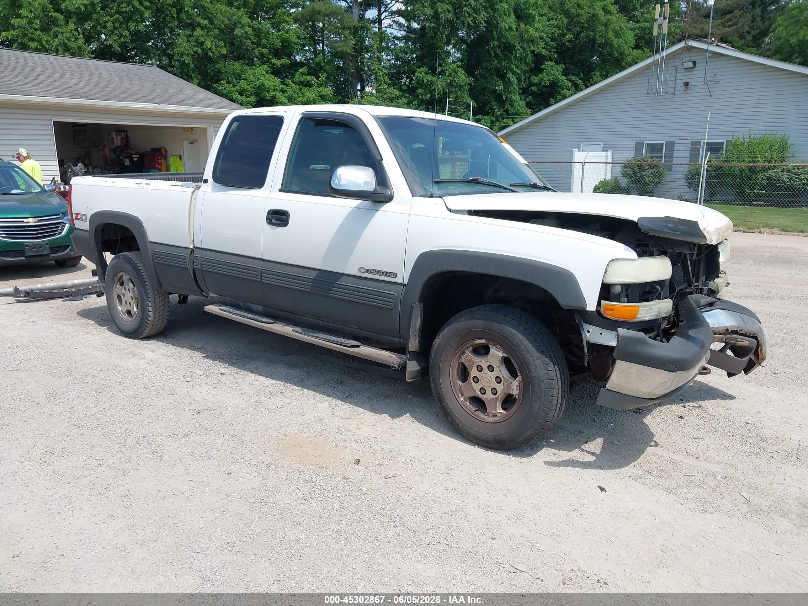2002 Chevrolet Silverado 1500 Ls Белый vin: 2GCEK19T121371954