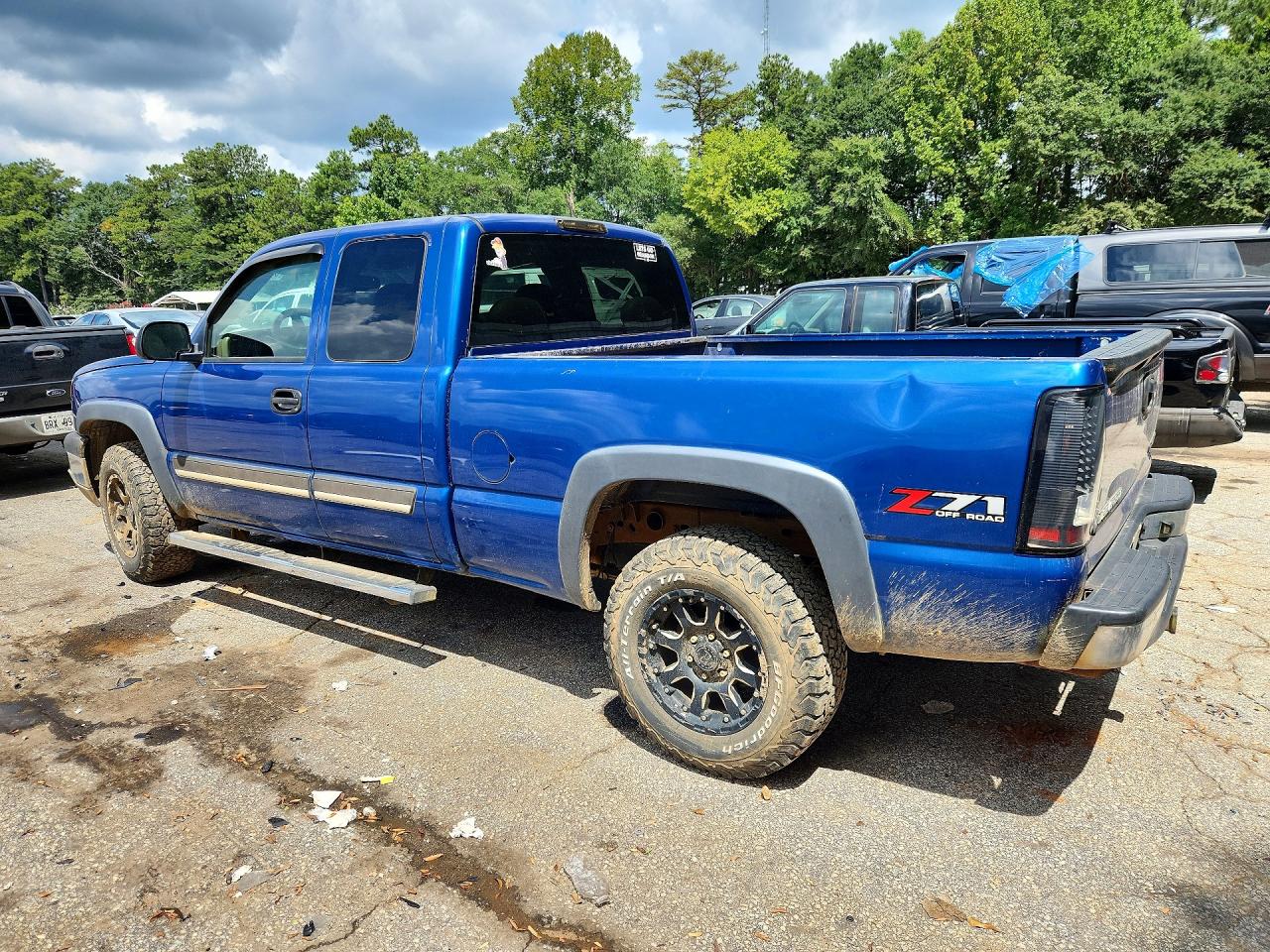 2004 Chevrolet Silverado K1500 Blue vin: 2GCEK19T141183860