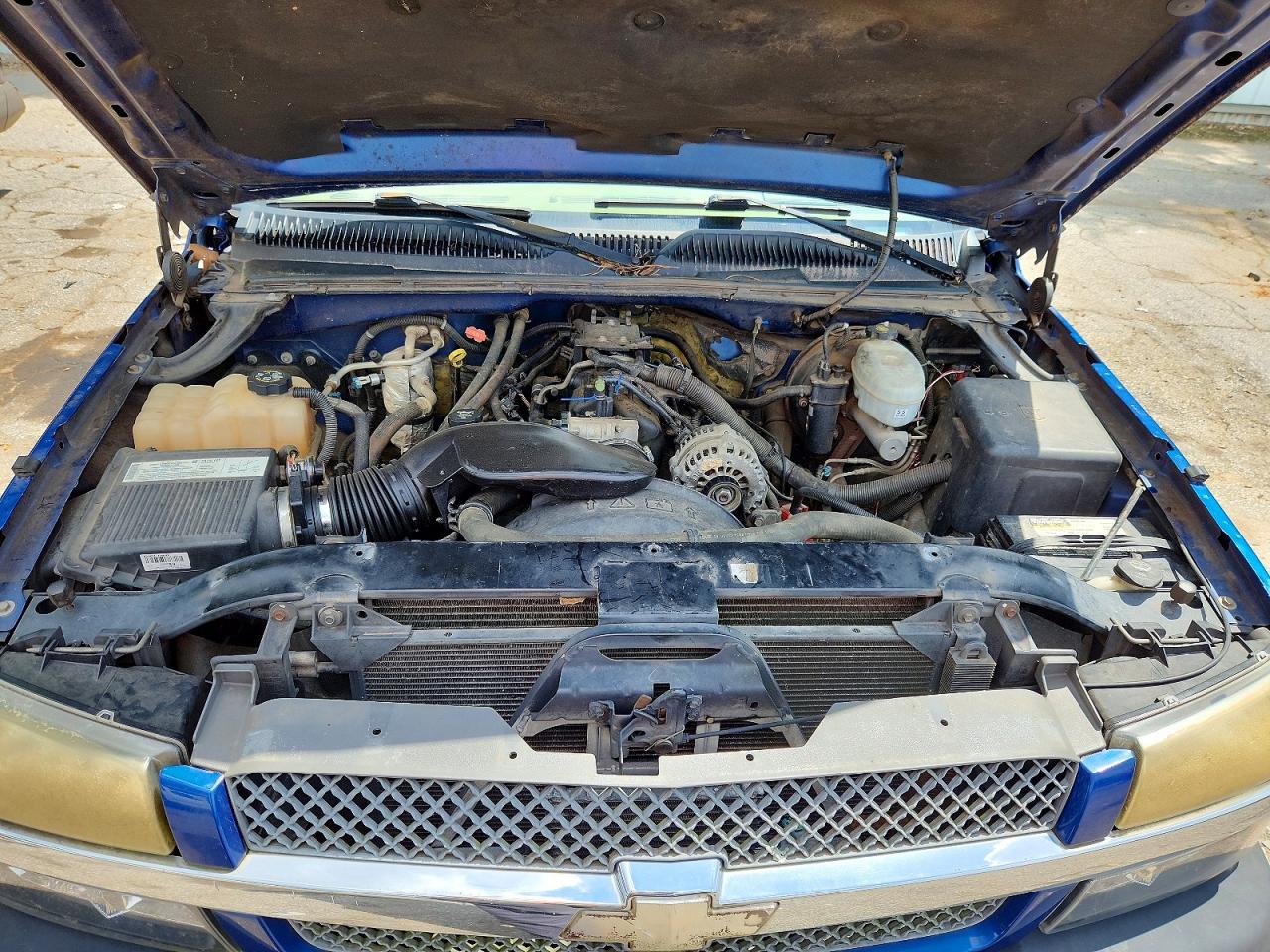 2004 Chevrolet Silverado K1500 Blue vin: 2GCEK19T141183860