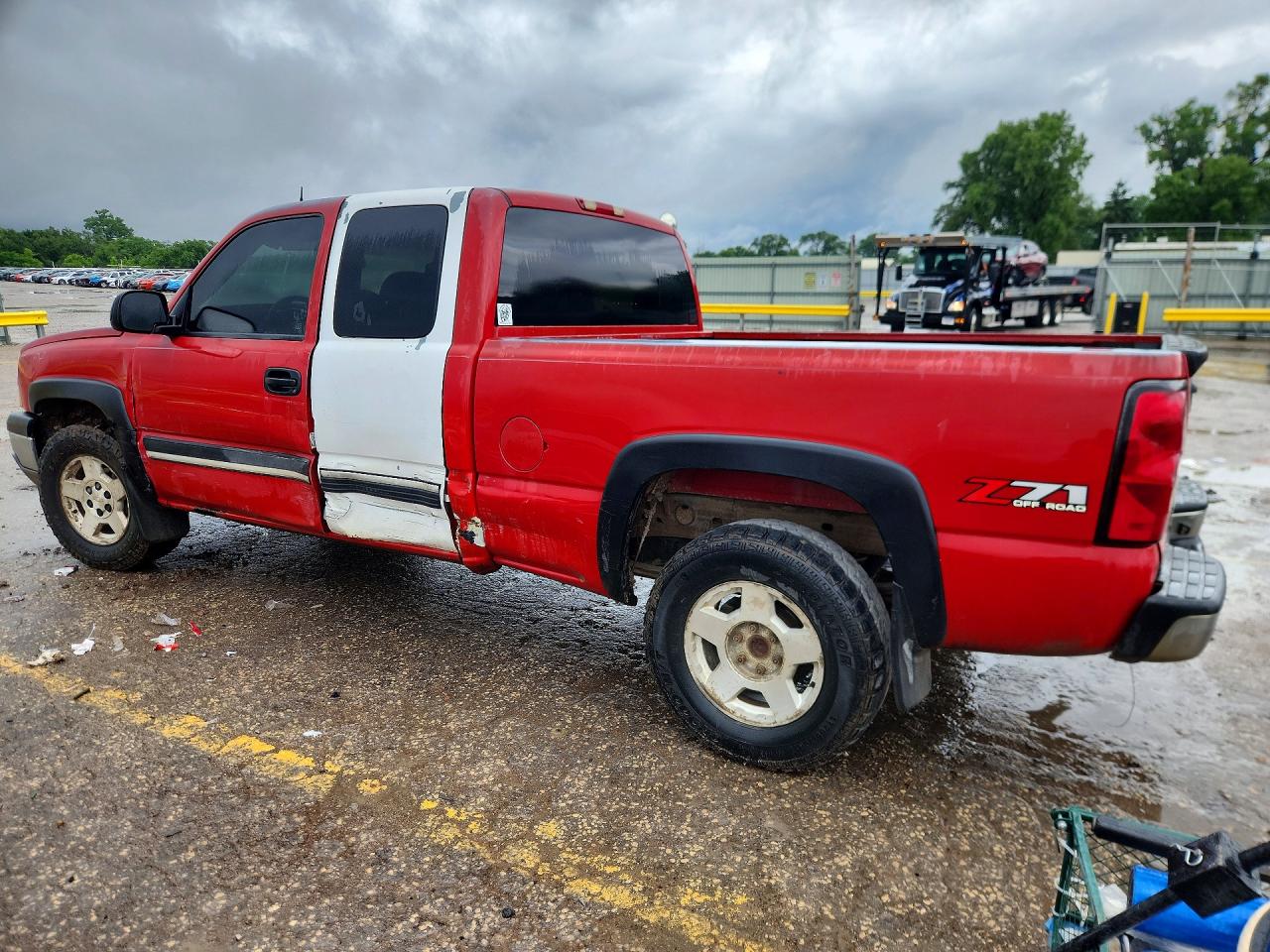 2004 Chevrolet Silverado K1500 Red vin: 2GCEK19T141228506