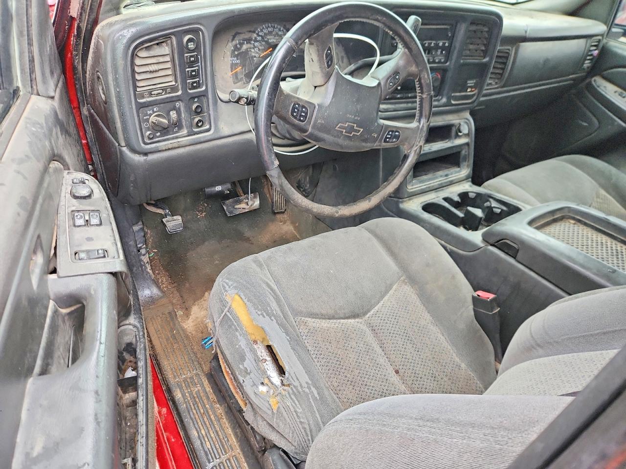 2004 Chevrolet Silverado K1500 Red vin: 2GCEK19T141228506