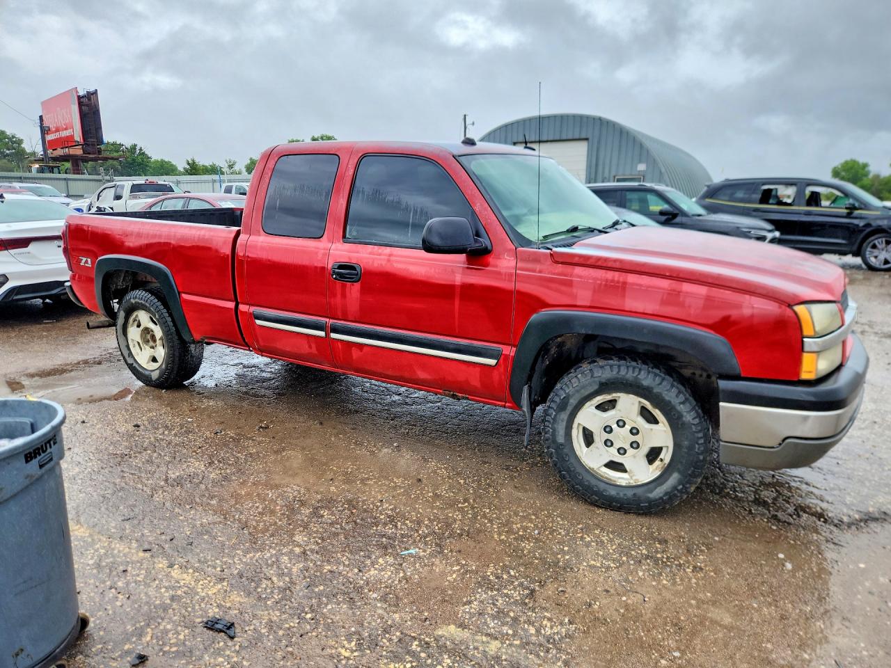 2004 Chevrolet Silverado K1500 Red vin: 2GCEK19T141228506