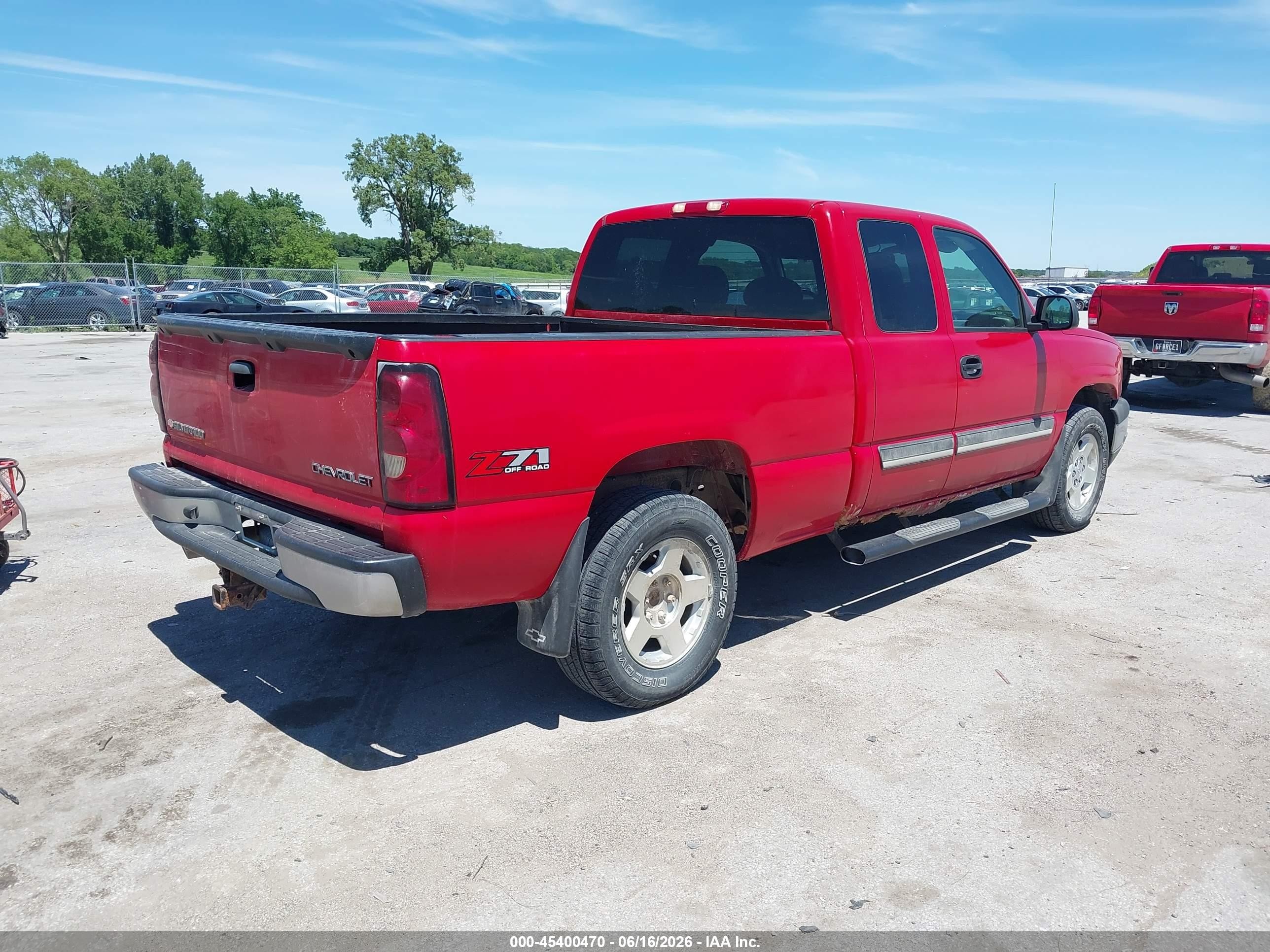 2004 Chevrolet Silverado 1500 Z71 Red vin: 2GCEK19T141335149