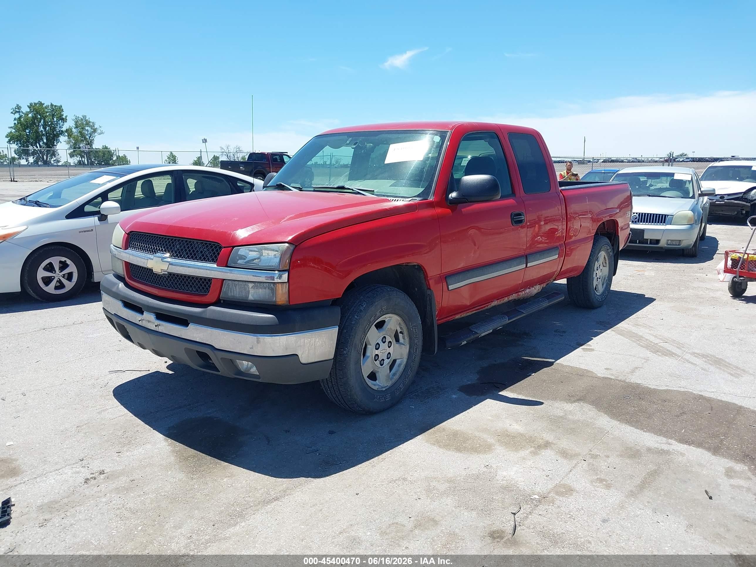 2004 Chevrolet Silverado 1500 Z71 Red vin: 2GCEK19T141335149
