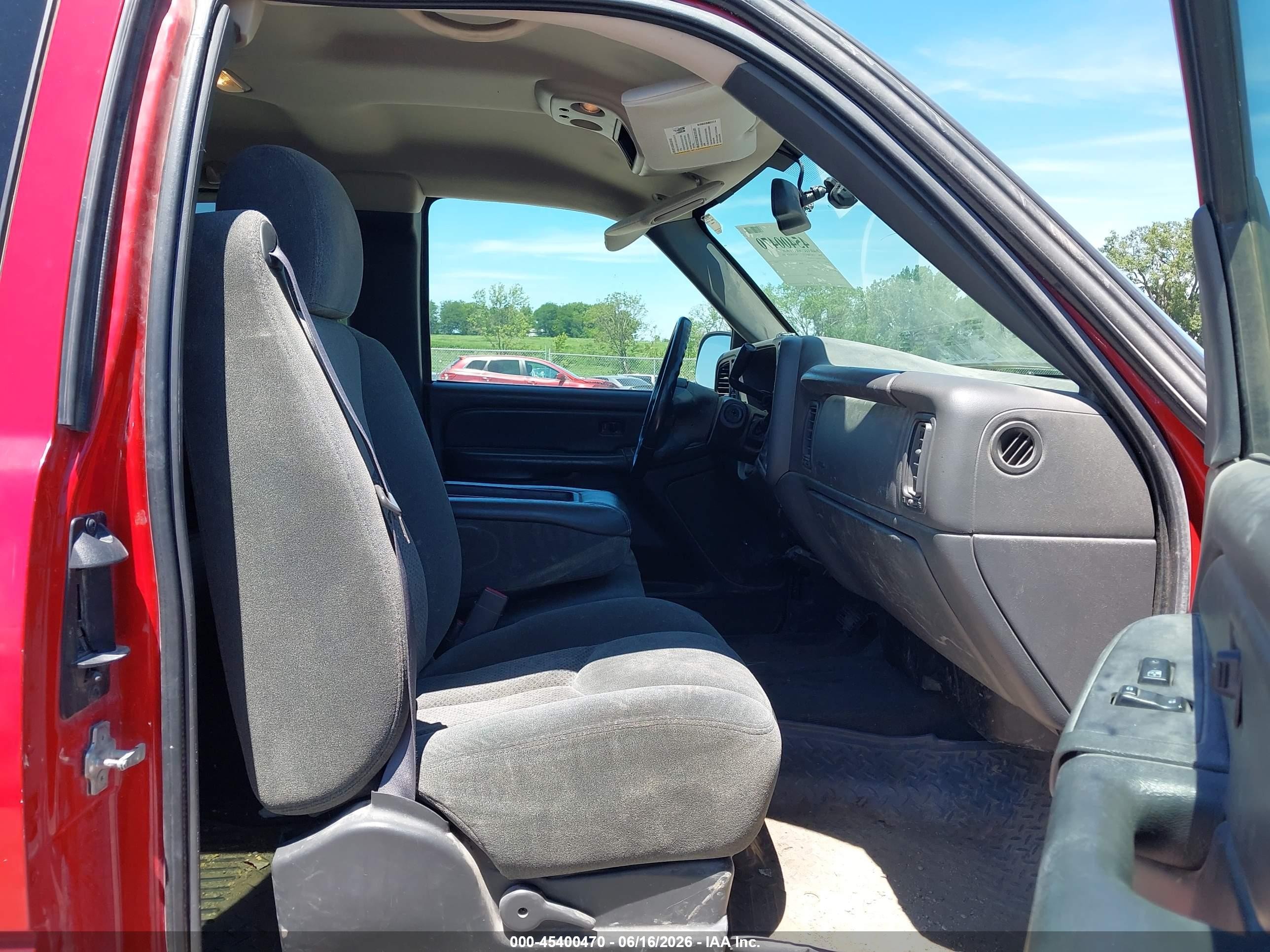 2004 Chevrolet Silverado 1500 Z71 Red vin: 2GCEK19T141335149