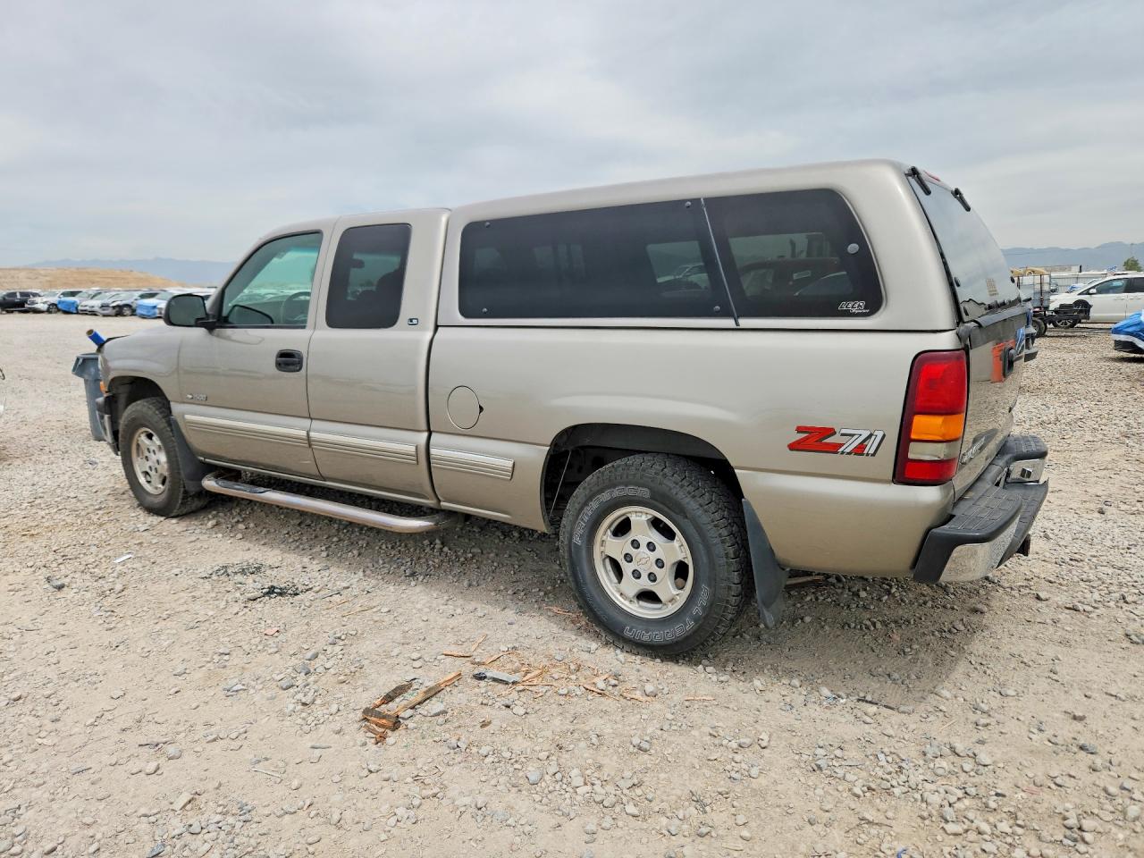 1999 Chevrolet Silverado K1500 Tan vin: 2GCEK19T1X1233578