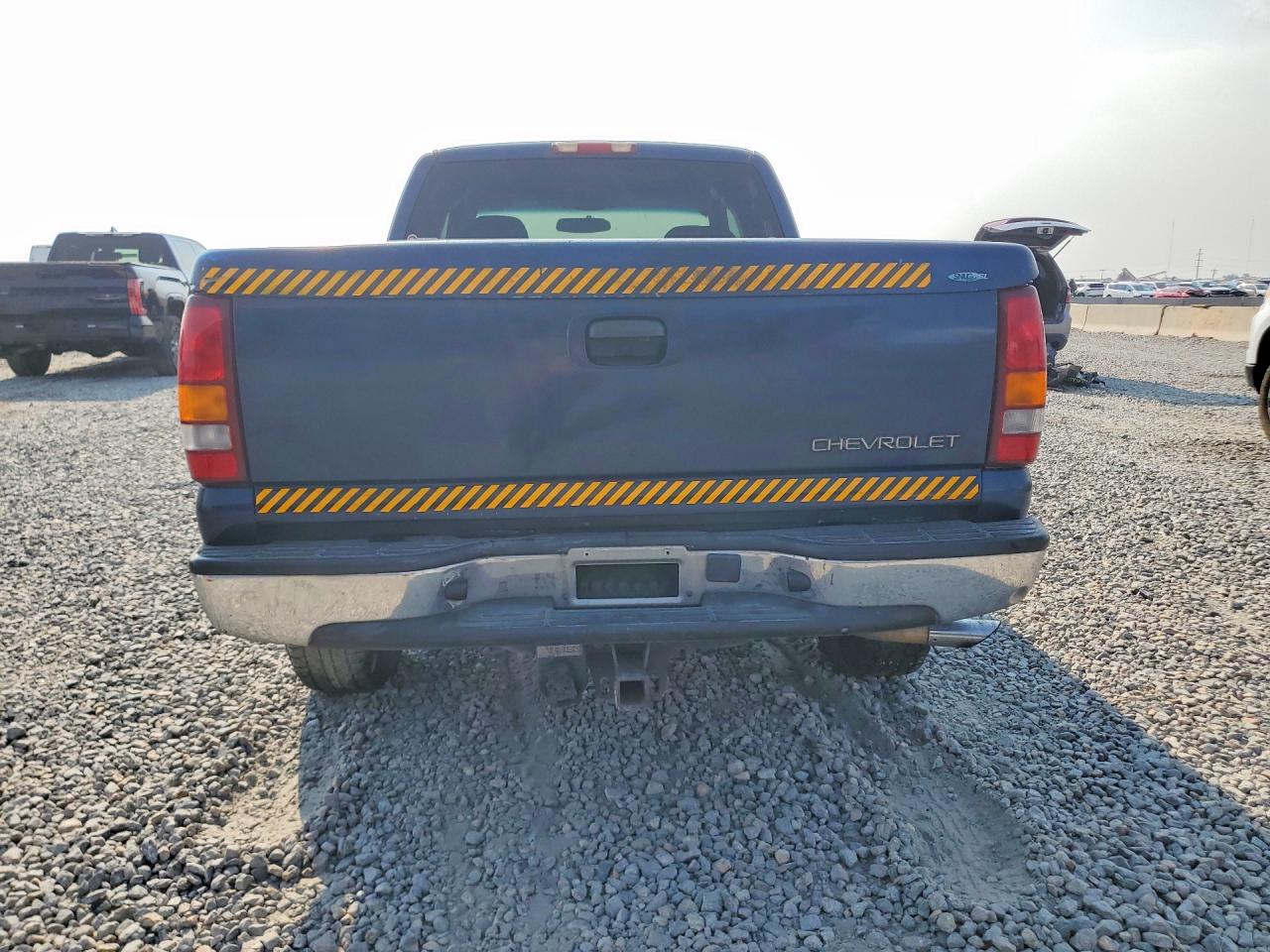 2002 Chevrolet Silverado K1500 Blue vin: 2GCEK19T221307728