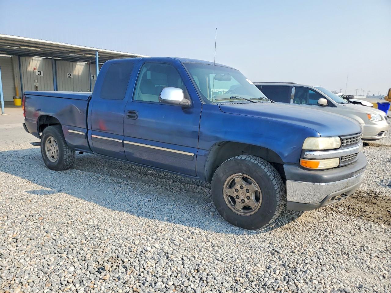 2002 Chevrolet Silverado K1500 Blue vin: 2GCEK19T221307728