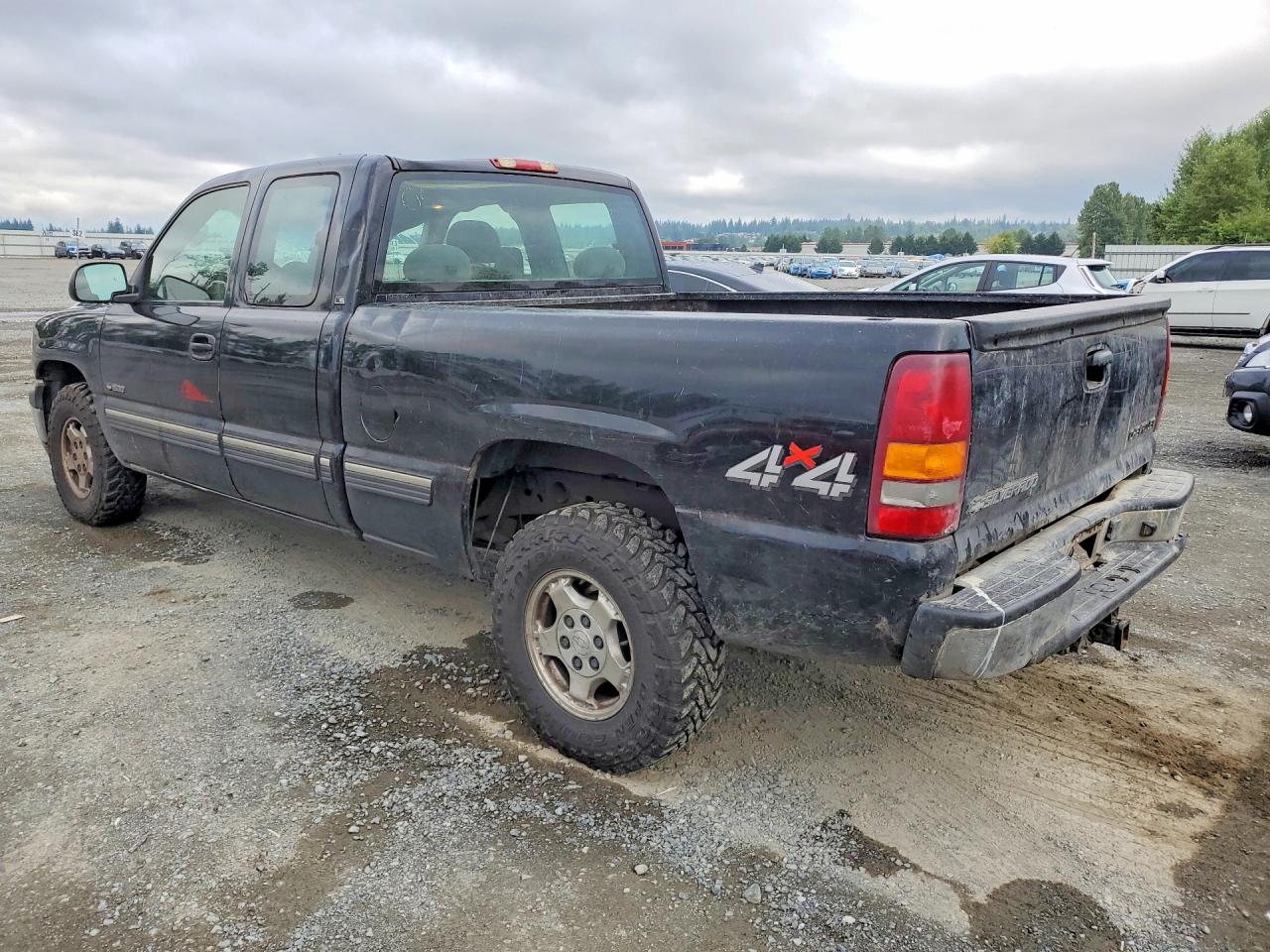 2002 Chevrolet Silverado K1500 Black vin: 2GCEK19T221399147