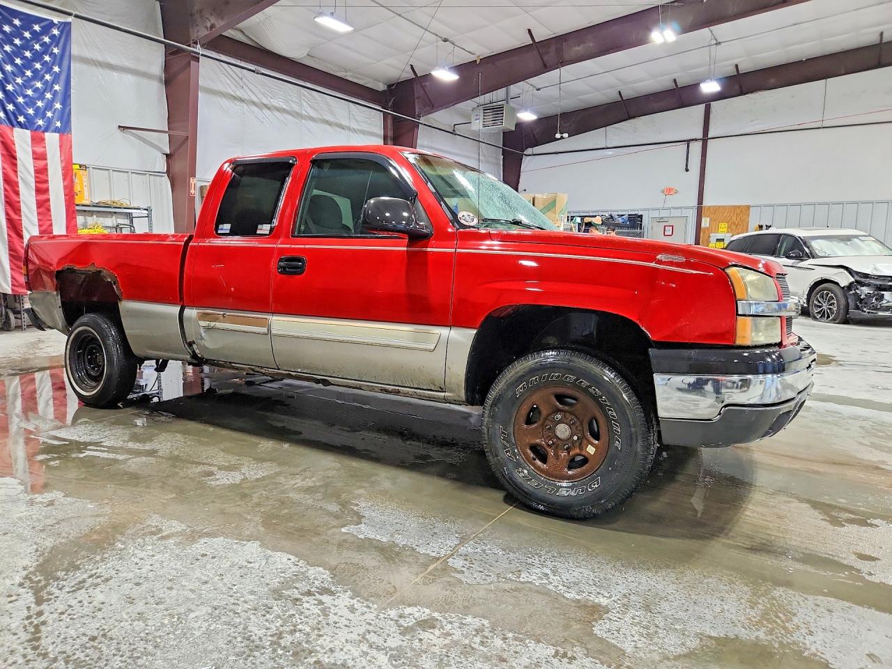 2003 Chevrolet Silverado K1500 Red vin: 2GCEK19T231317998