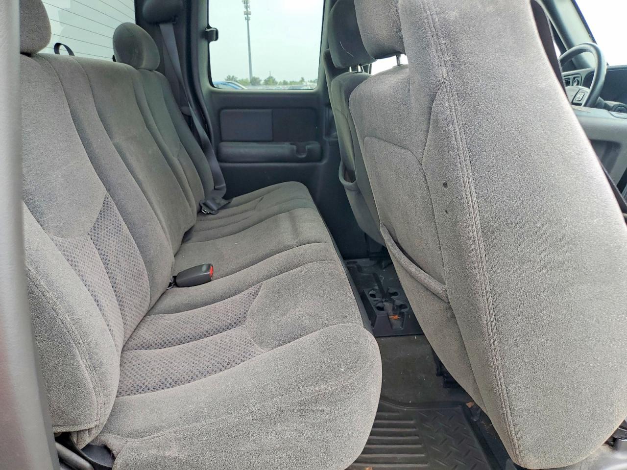 2004 Chevrolet Silverado K1500 Black vin: 2GCEK19T241236971