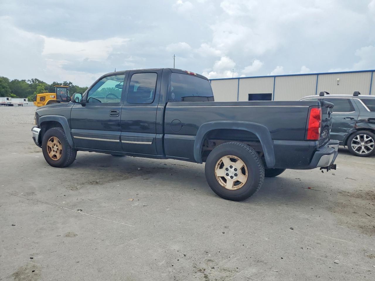 2004 Chevrolet Silverado K1500 Black vin: 2GCEK19T241236971