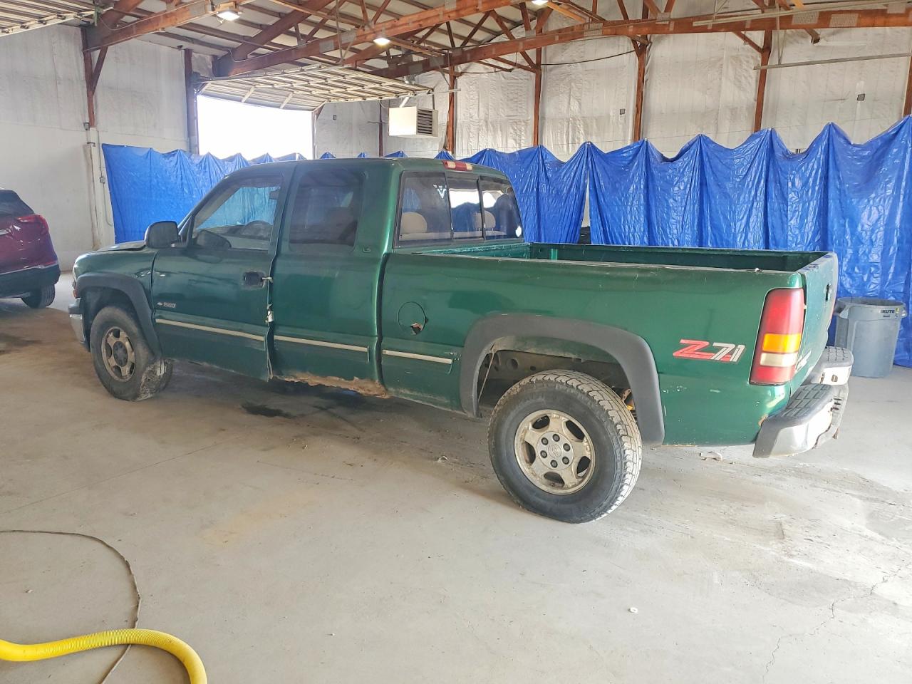 2000 Chevrolet Silverado K1500 Green vin: 2GCEK19T2Y1231677
