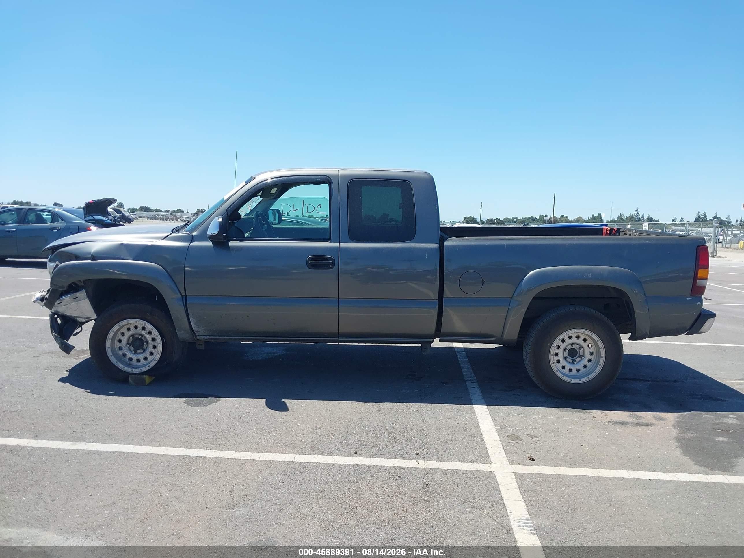 2000 Chevrolet Silverado 1500 Lt Gray vin: 2GCEK19T2Y1269328