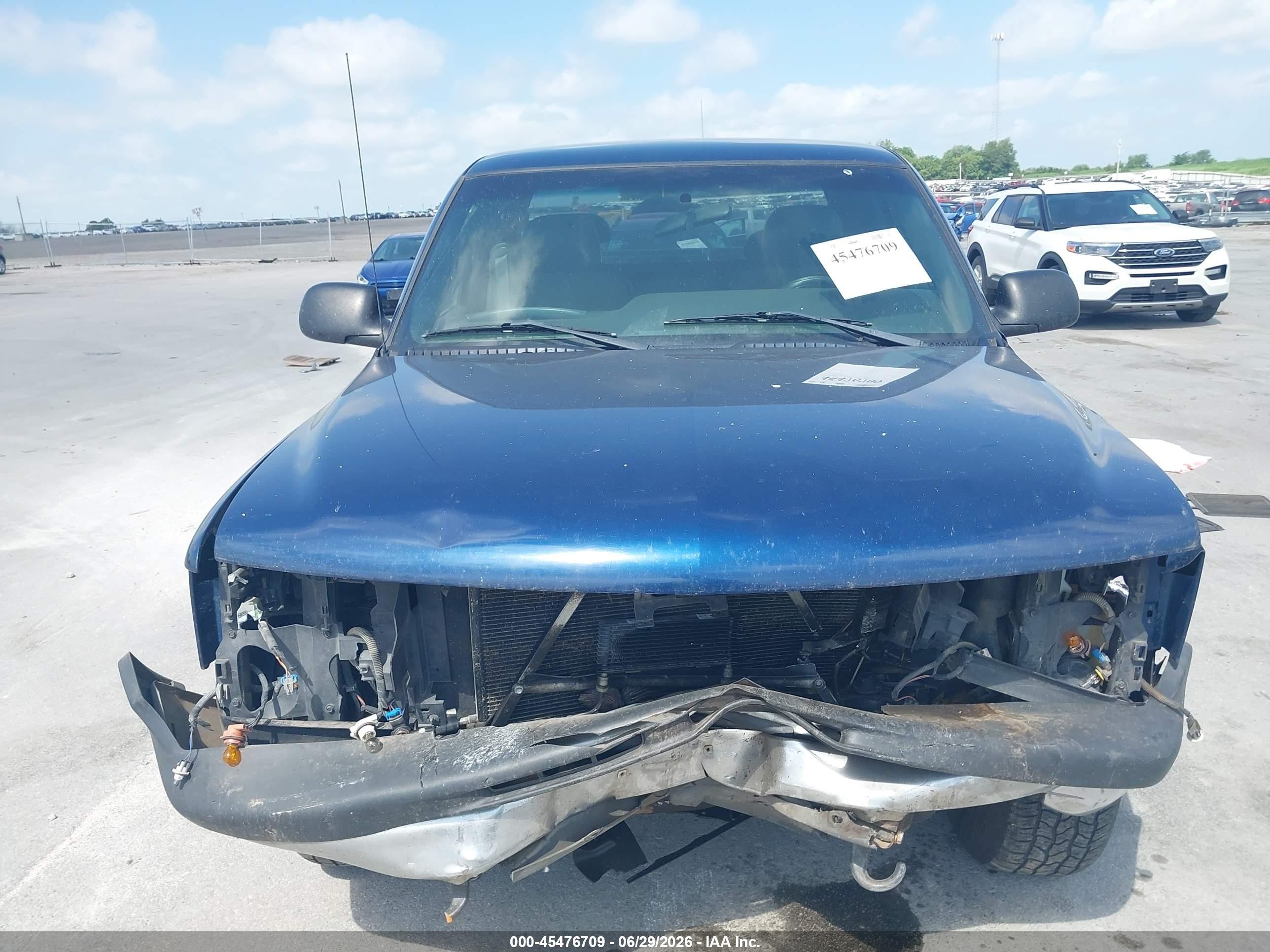 2000 Chevrolet Silverado 1500   Blue vin: 2GCEK19T2Y1271399
