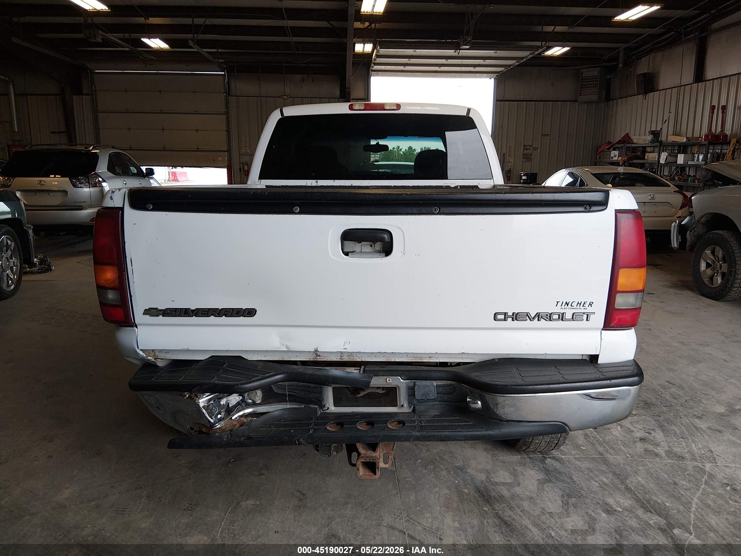 2001 Chevrolet Silverado 1500 Ls White vin: 2GCEK19T311358637