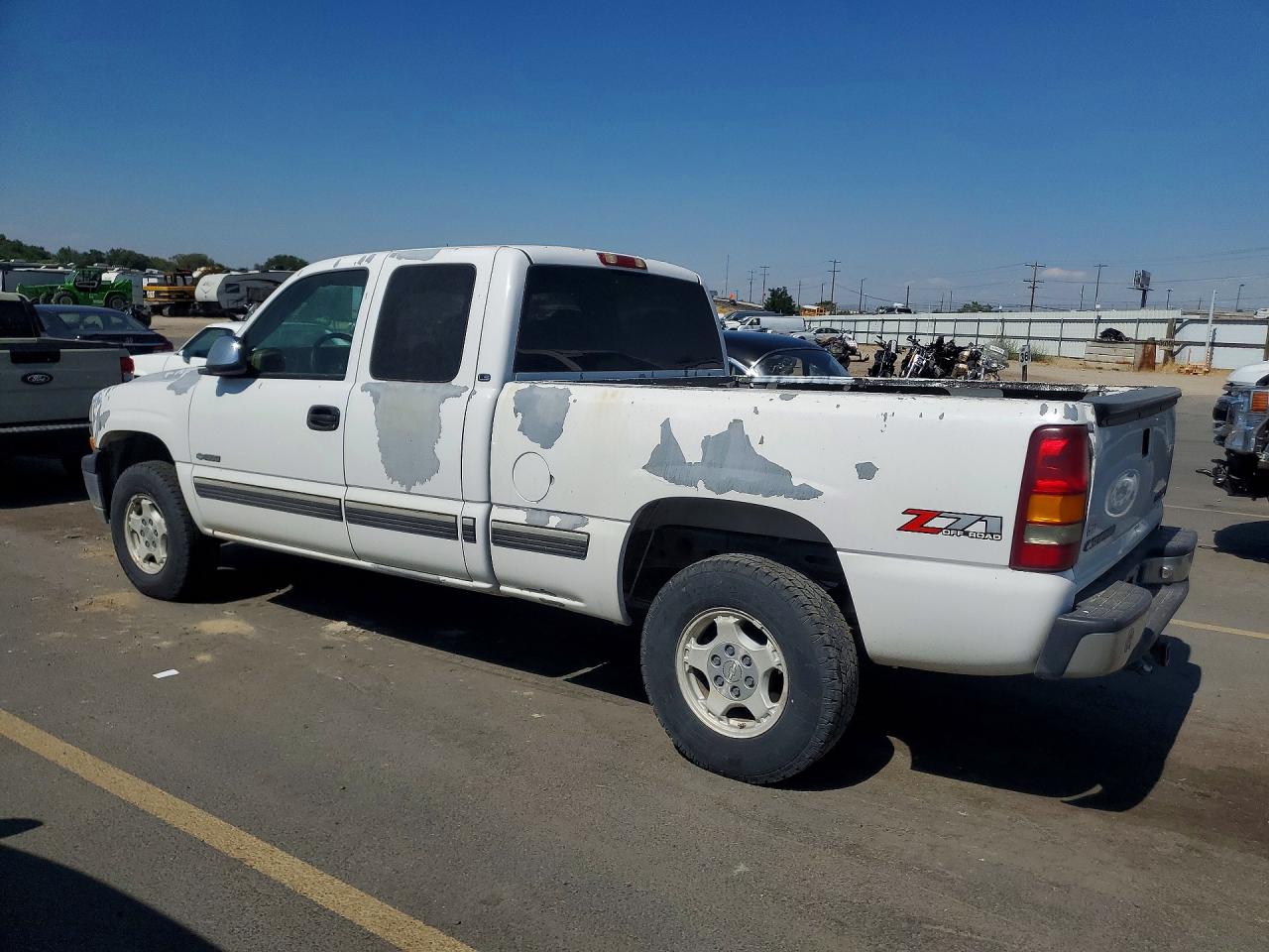 2002 Chevrolet 1500 Silverado White vin: 2GCEK19T321141378