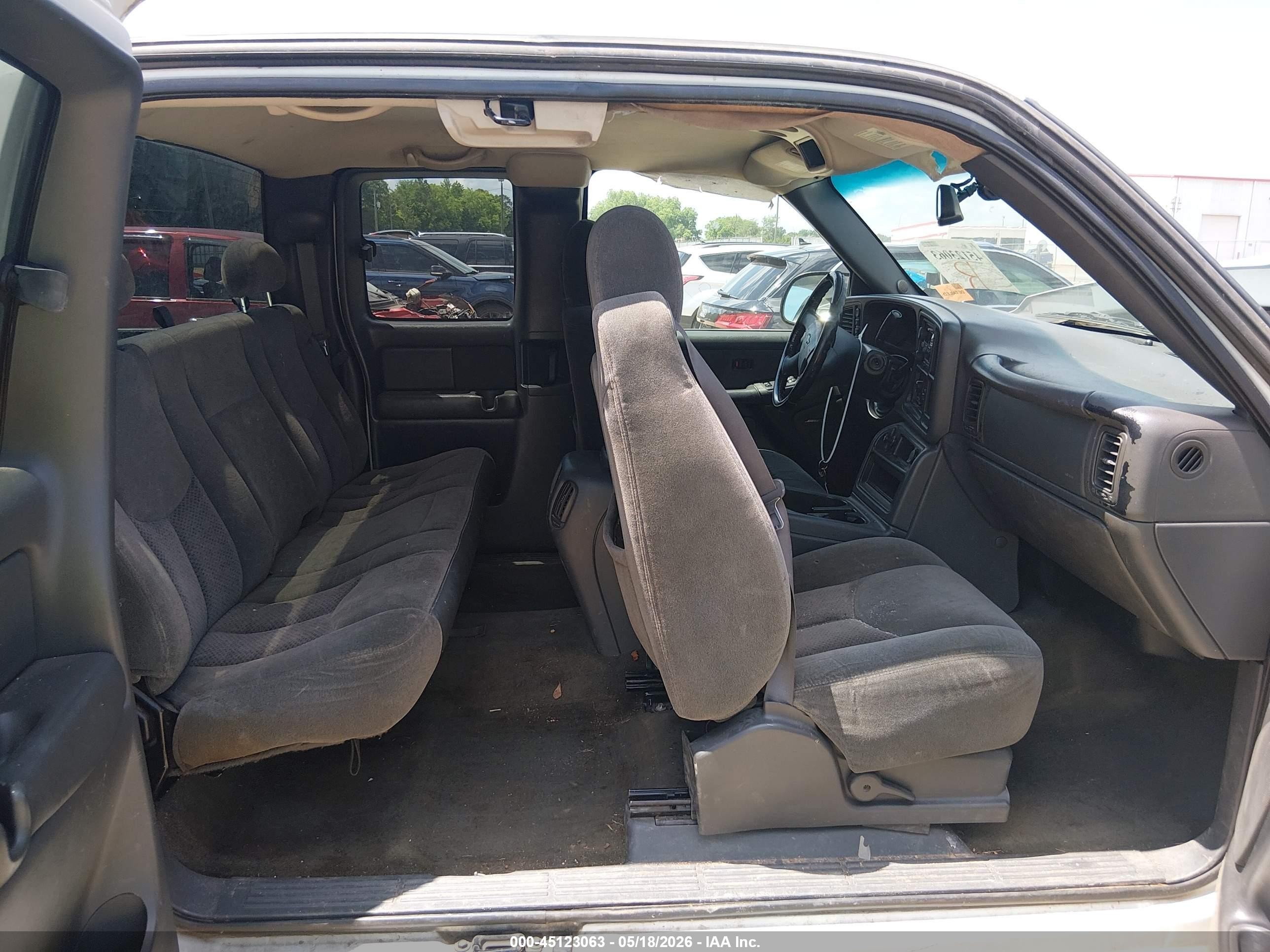 2003 Chevrolet Silverado 1500 Ls White vin: 2GCEK19T331181252