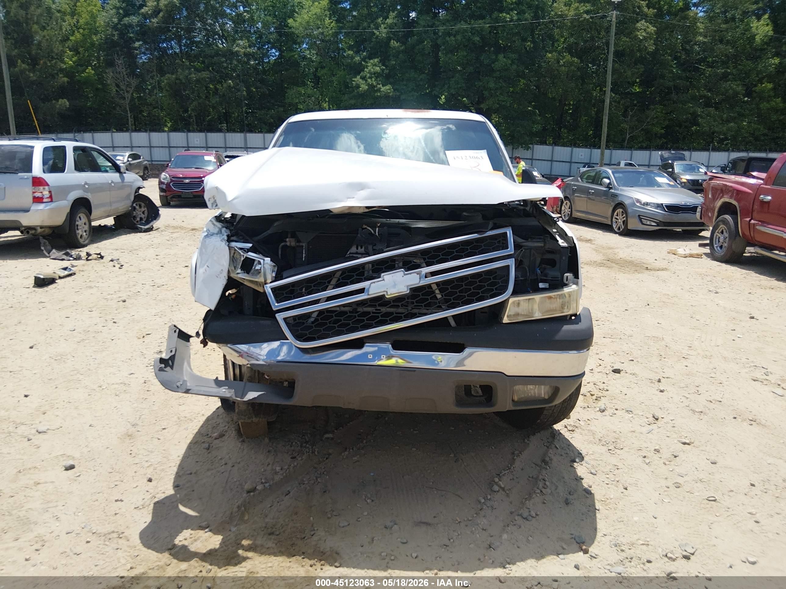 2003 Chevrolet Silverado 1500 Ls White vin: 2GCEK19T331181252