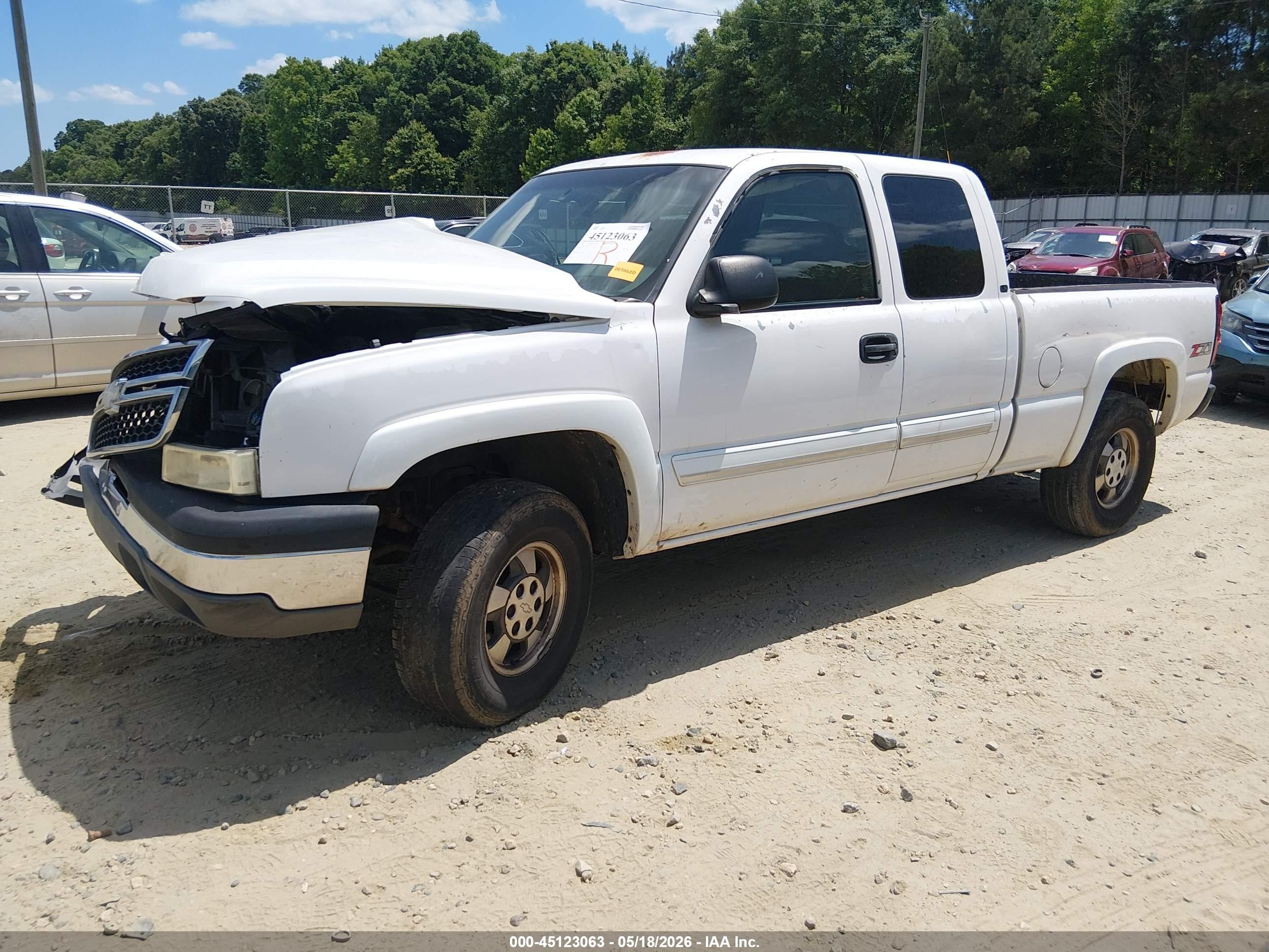 2003 Chevrolet Silverado 1500 Ls White vin: 2GCEK19T331181252