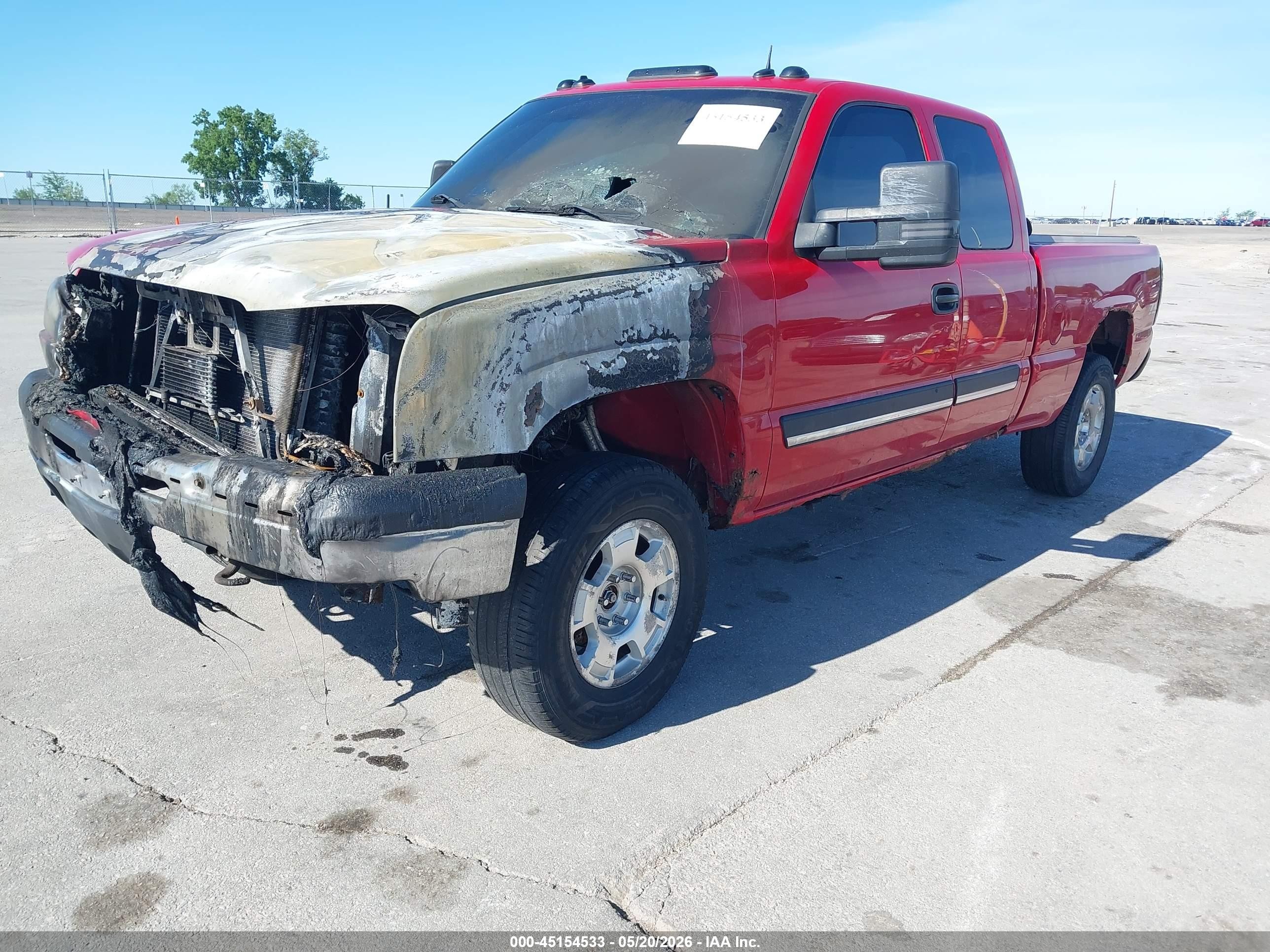 2003 Chevrolet Silverado 1500 Ls Красный vin: 2GCEK19T331254197