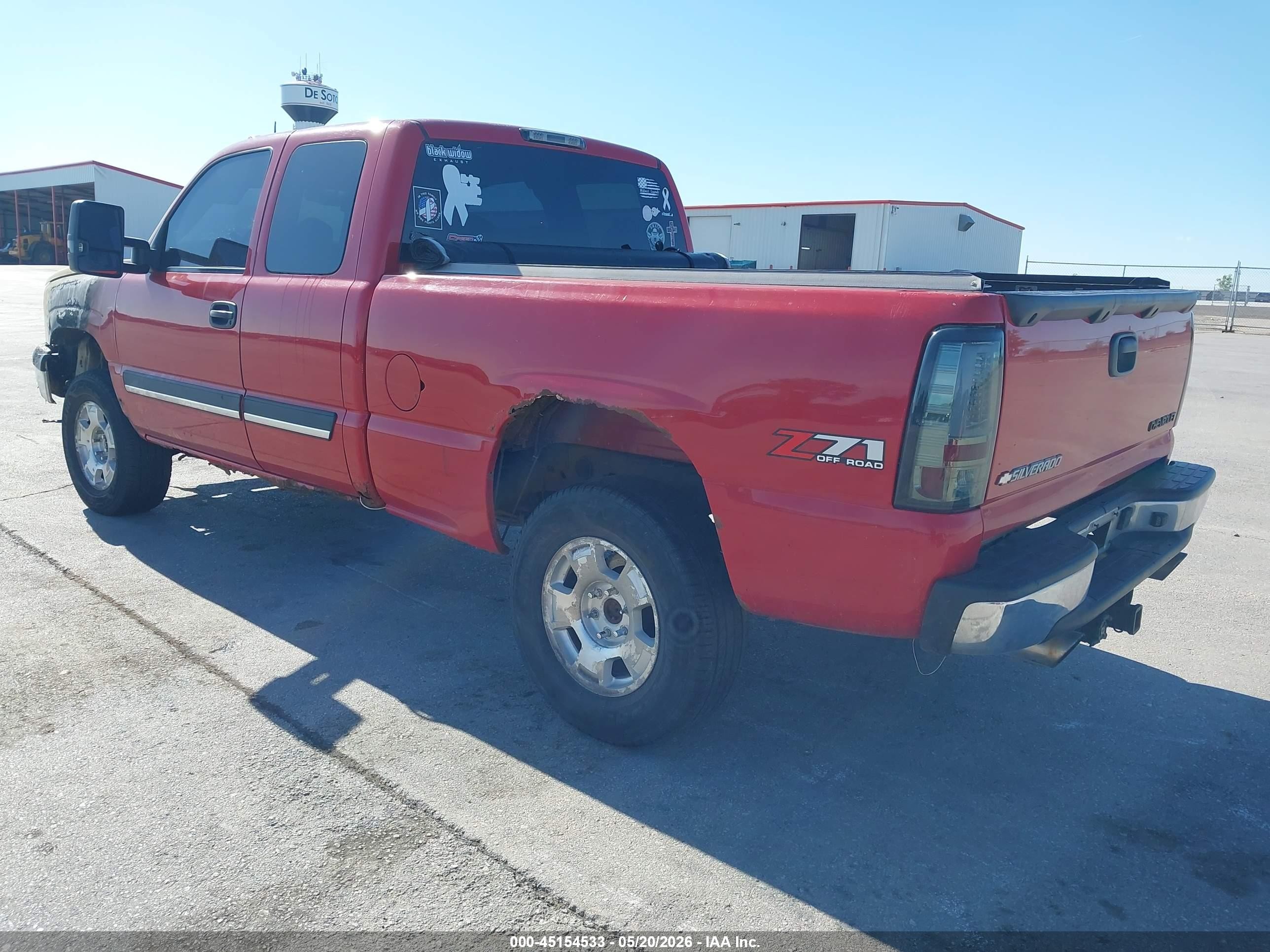 2003 Chevrolet Silverado 1500 Ls Красный vin: 2GCEK19T331254197