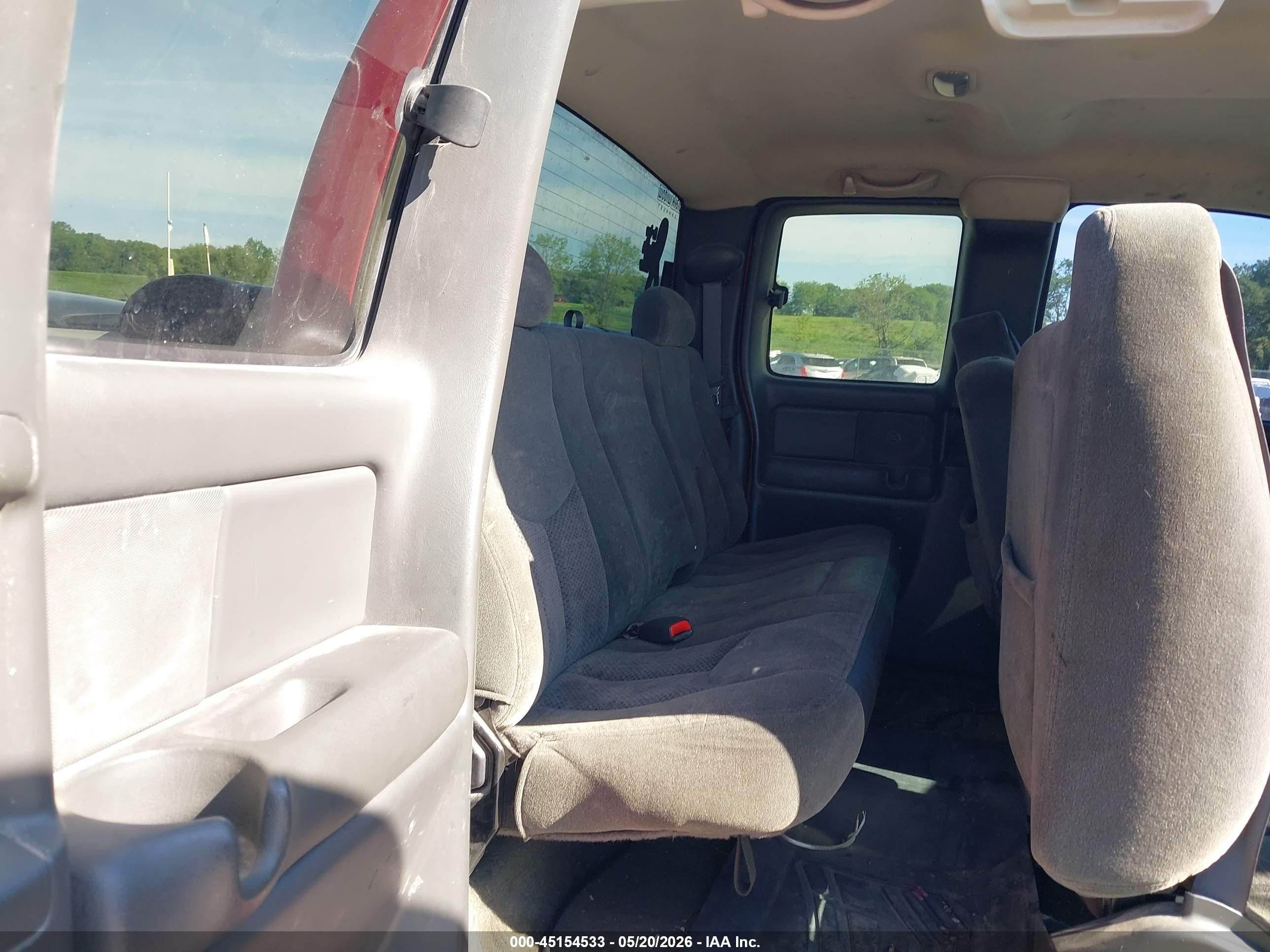 2003 Chevrolet Silverado 1500 Ls Красный vin: 2GCEK19T331254197