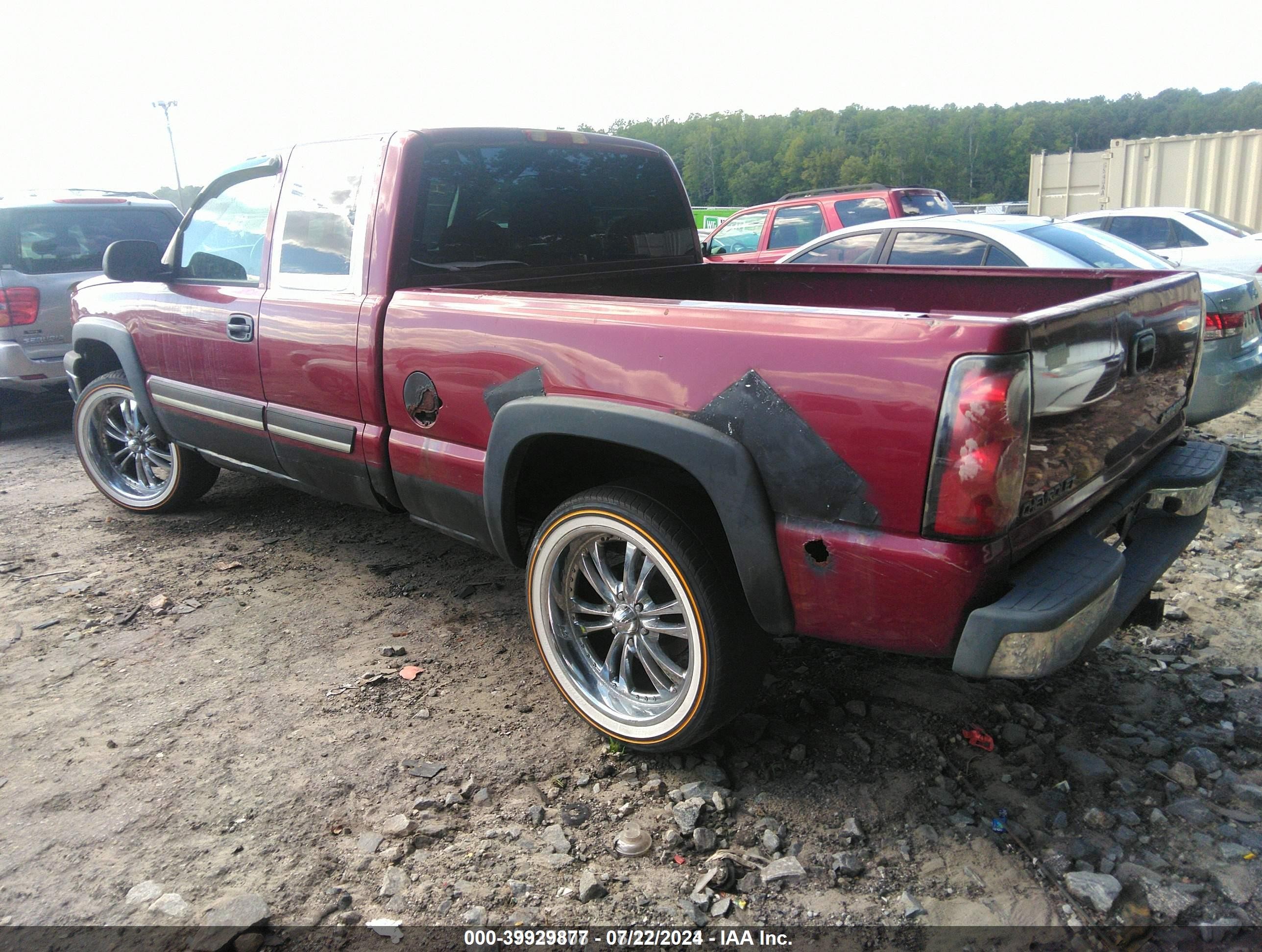 2004 Chevrolet Silverado 1500 Z71 Красный vin: 2GCEK19T341327389