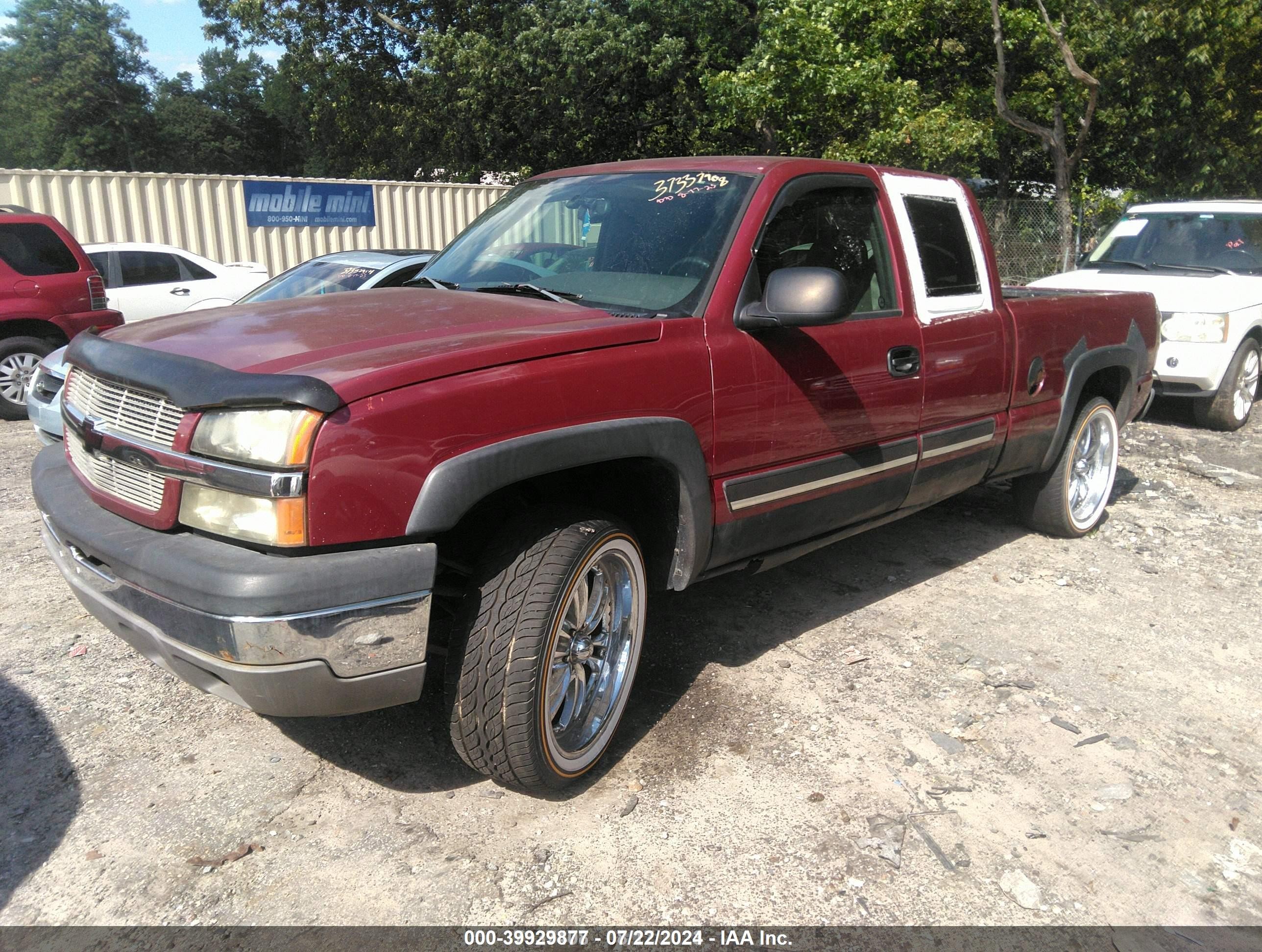 2004 Chevrolet Silverado 1500 Z71 Красный vin: 2GCEK19T341327389