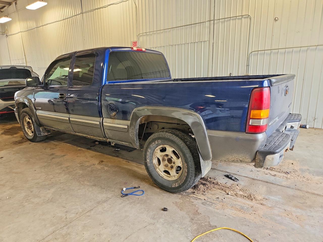 2000 Chevrolet Silverado K1500 Blue vin: 2GCEK19T3Y1140661