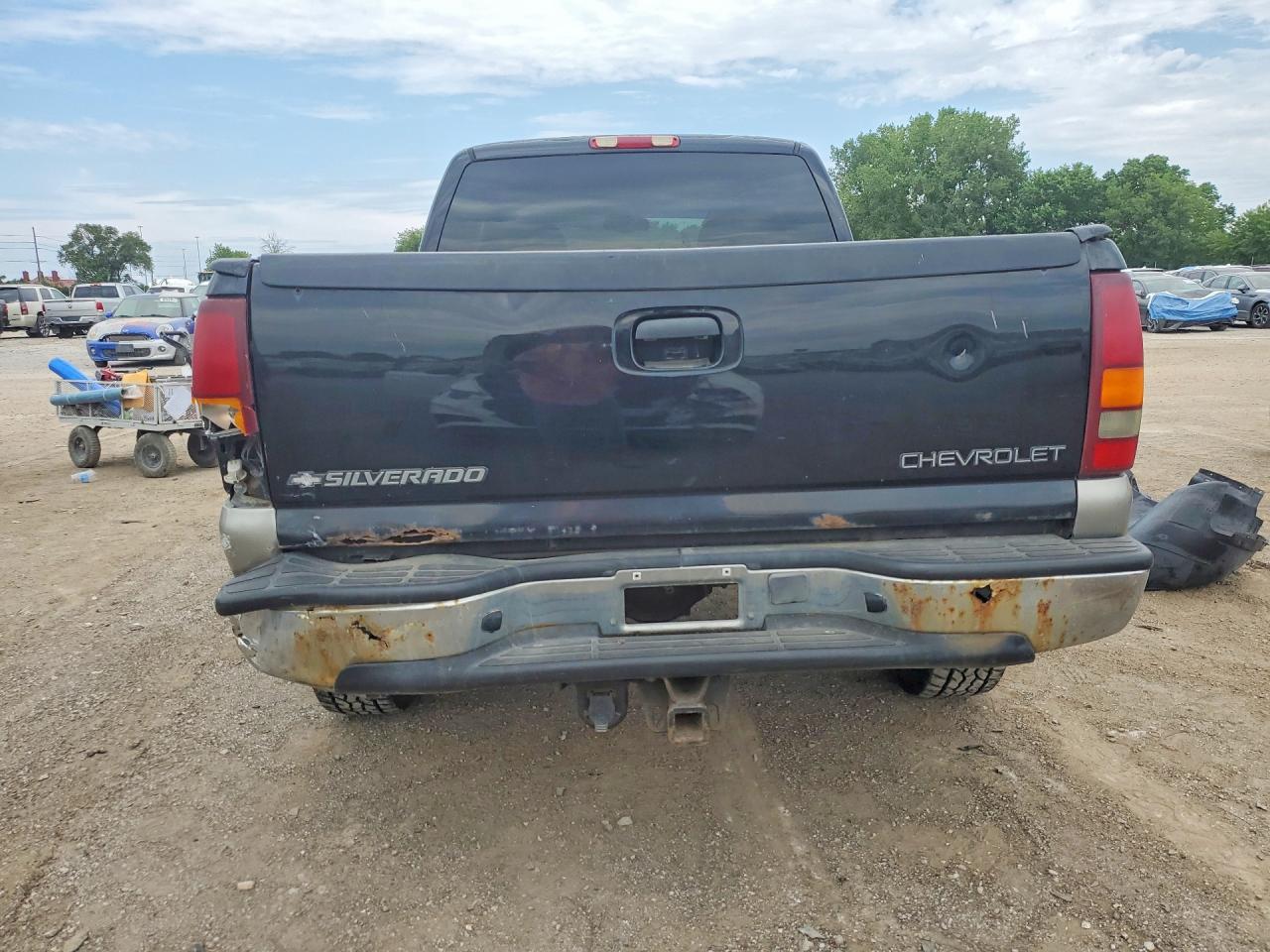 2001 Chevrolet Silverado Черный vin: 2GCEK19T411405089