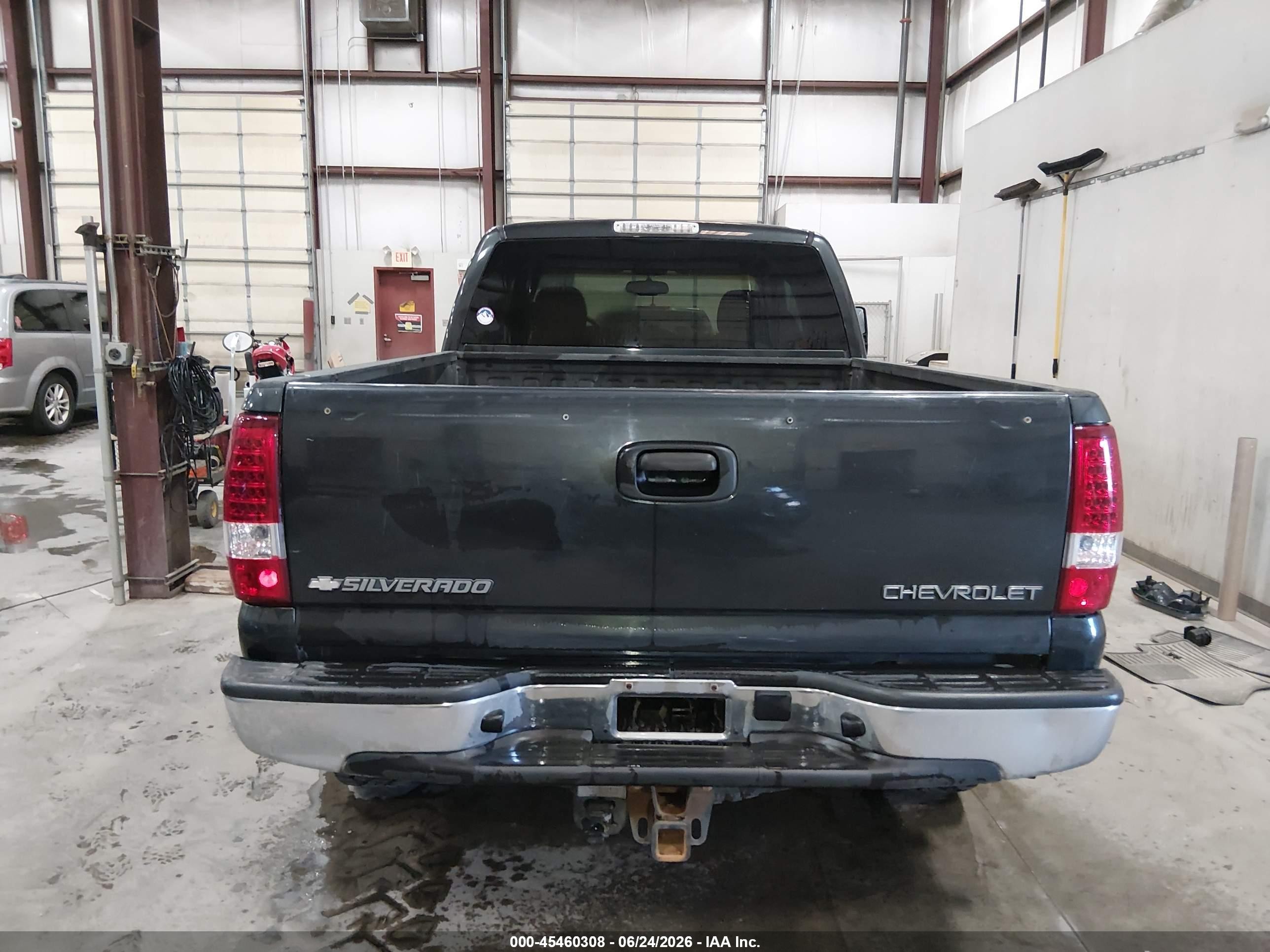 2003 Chevrolet Silverado 1500 Ls Black vin: 2GCEK19T431194916