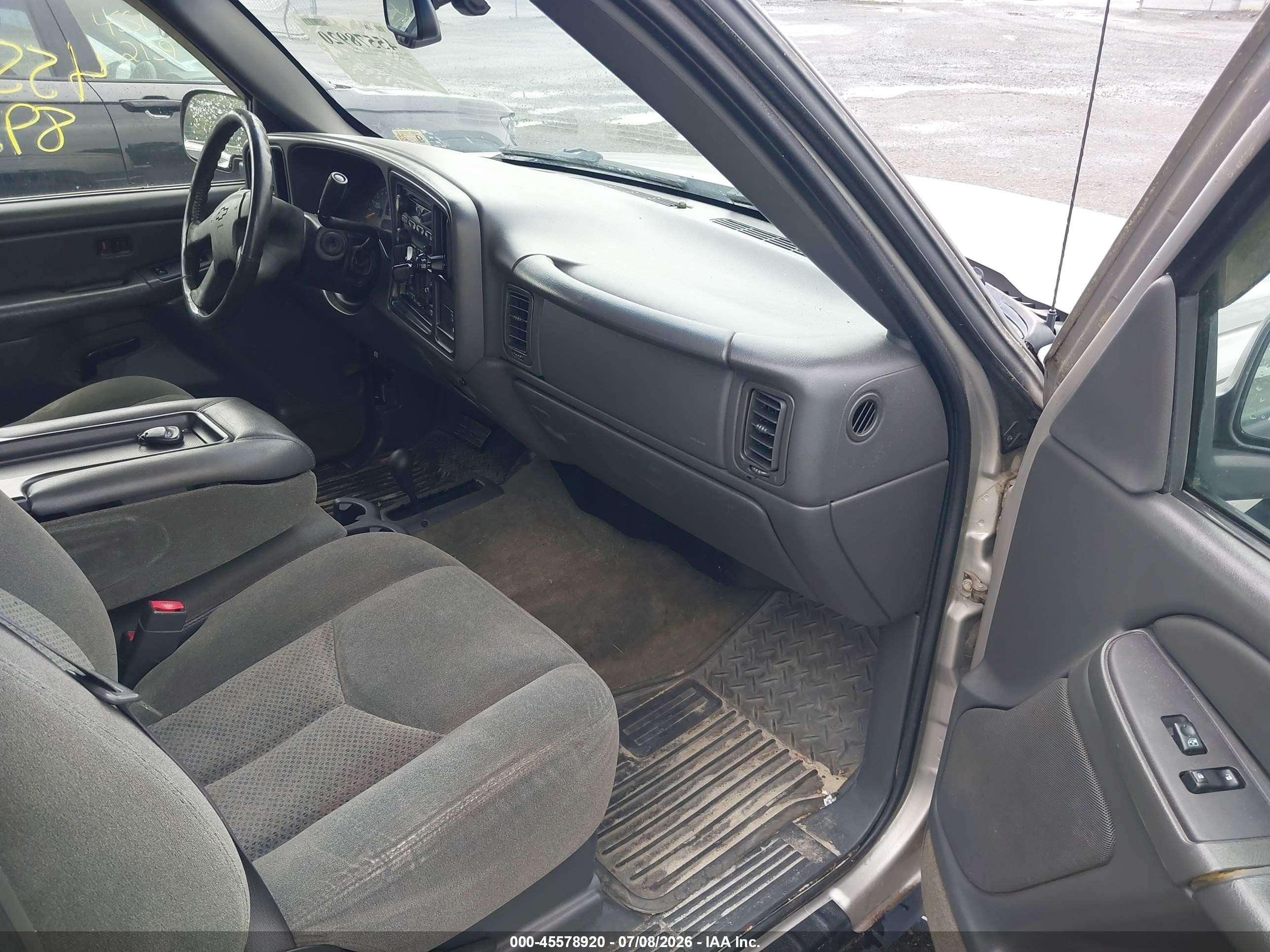 2004 Chevrolet Silverado 1500 Ls Серый vin: 2GCEK19T441137827