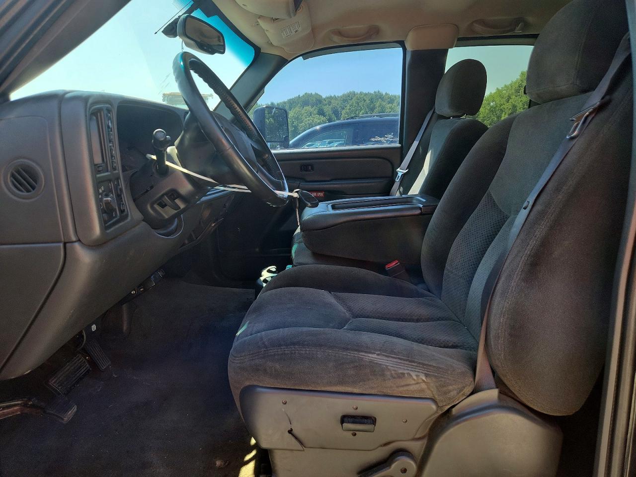 2004 Chevrolet Silverado K1500 Black vin: 2GCEK19T441139240
