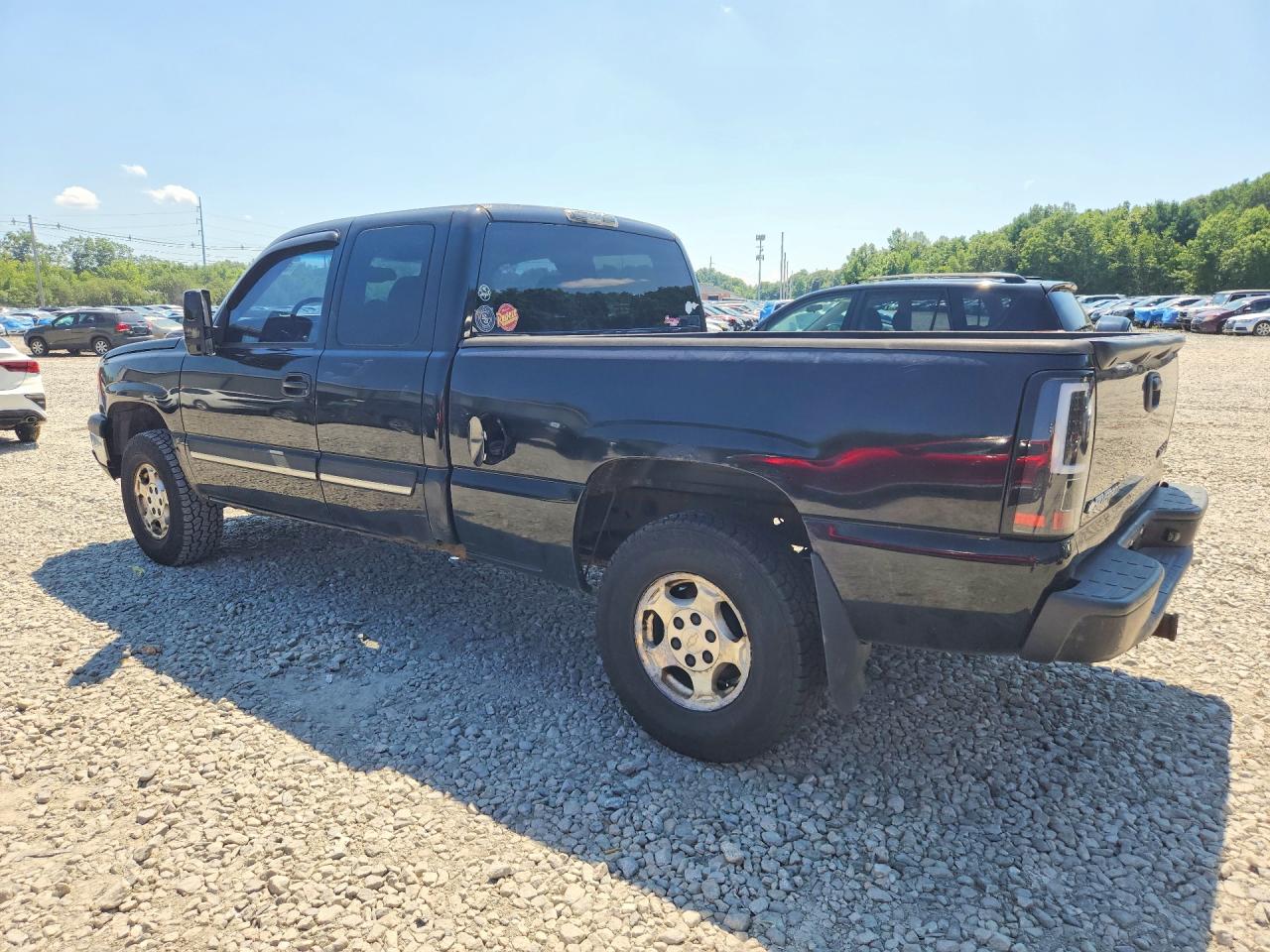2004 Chevrolet Silverado K1500 Black vin: 2GCEK19T441139240