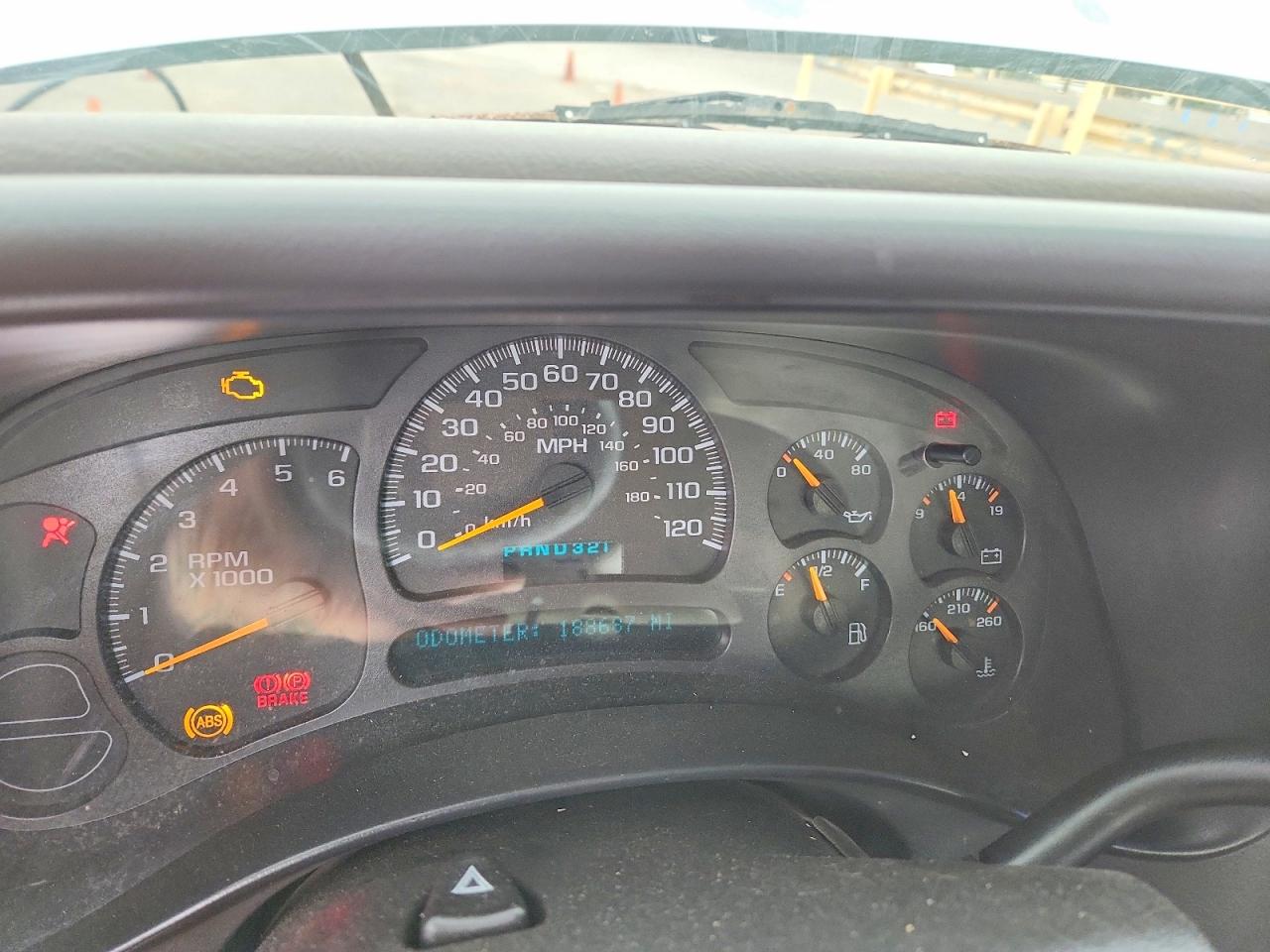 2004 Chevrolet Silverado K1500 Белый vin: 2GCEK19T441212901