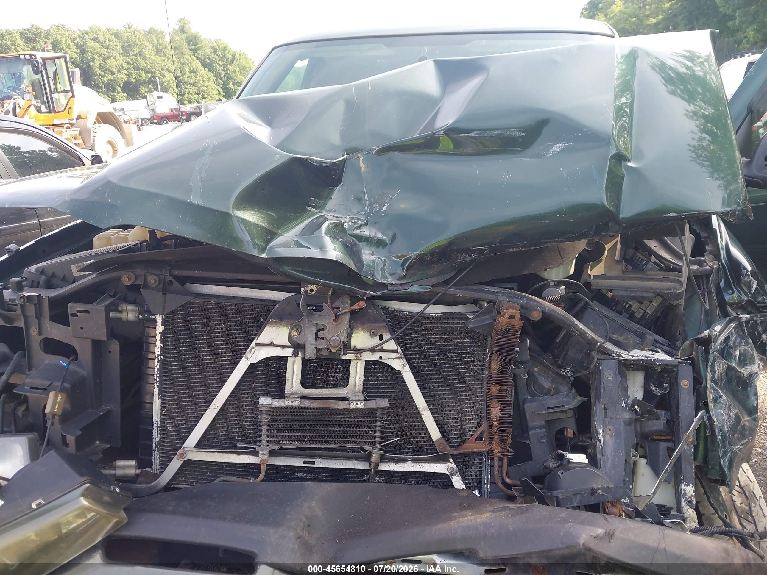 2004 Chevrolet Silverado 1500 Work Truck Green vin: 2GCEK19T441251455