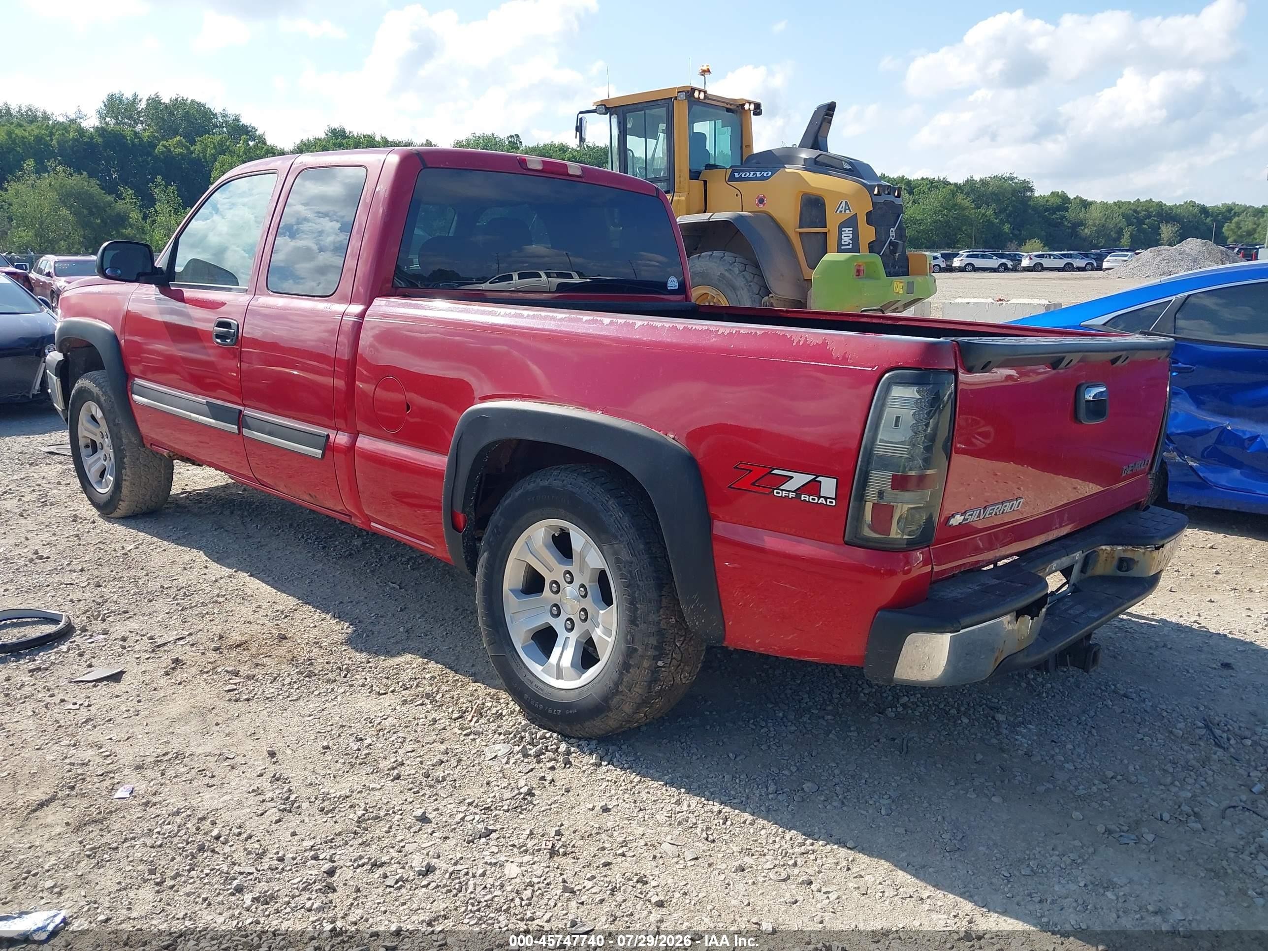 2004 Chevrolet Silverado 1500 Z71 Red vin: 2GCEK19T441281863